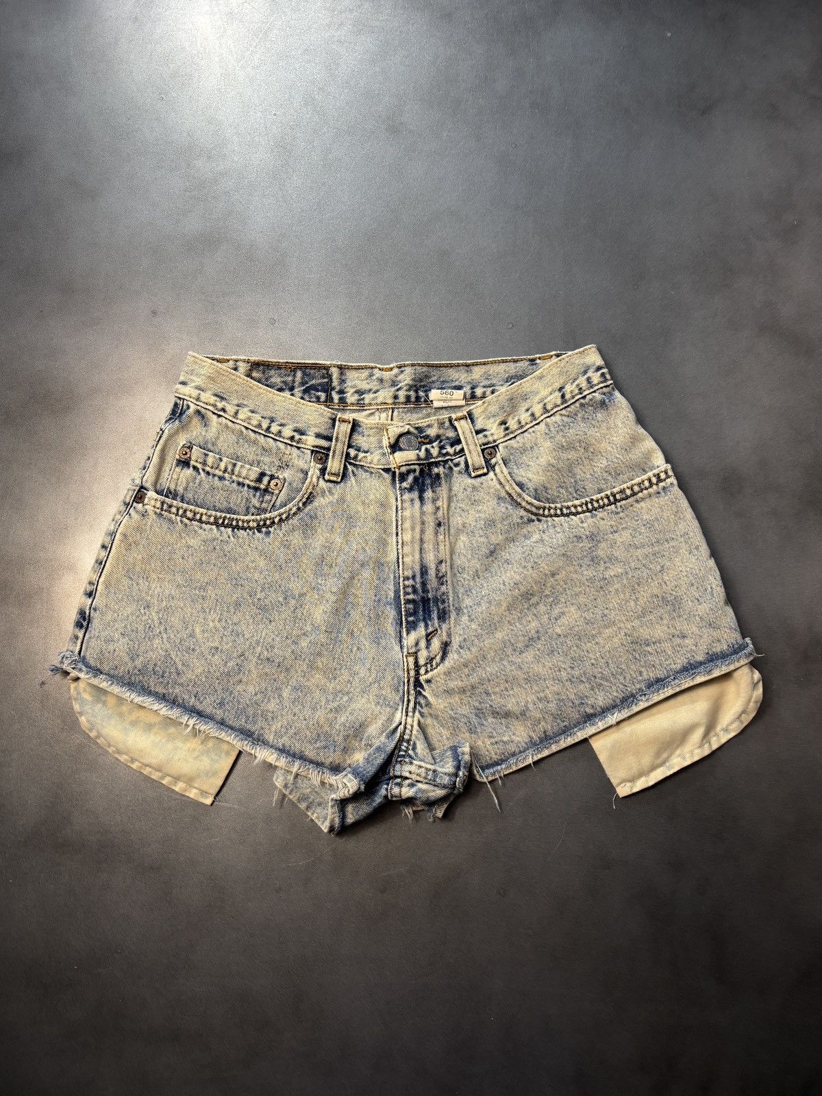 Levi's × Vintage 1990s Levis Cutoff Jorts Vintage Jeans Shorts Red Tab 560 29 Size US 29 - 11 Thumbnail