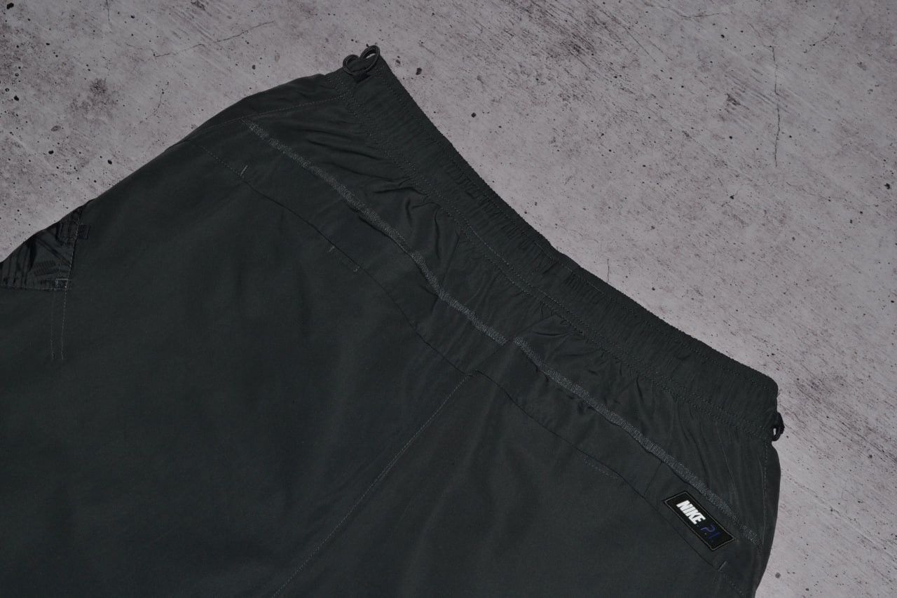 Nike Nike Vintage Shorts Size L Size US 34 / EU 50 - 9 Thumbnail