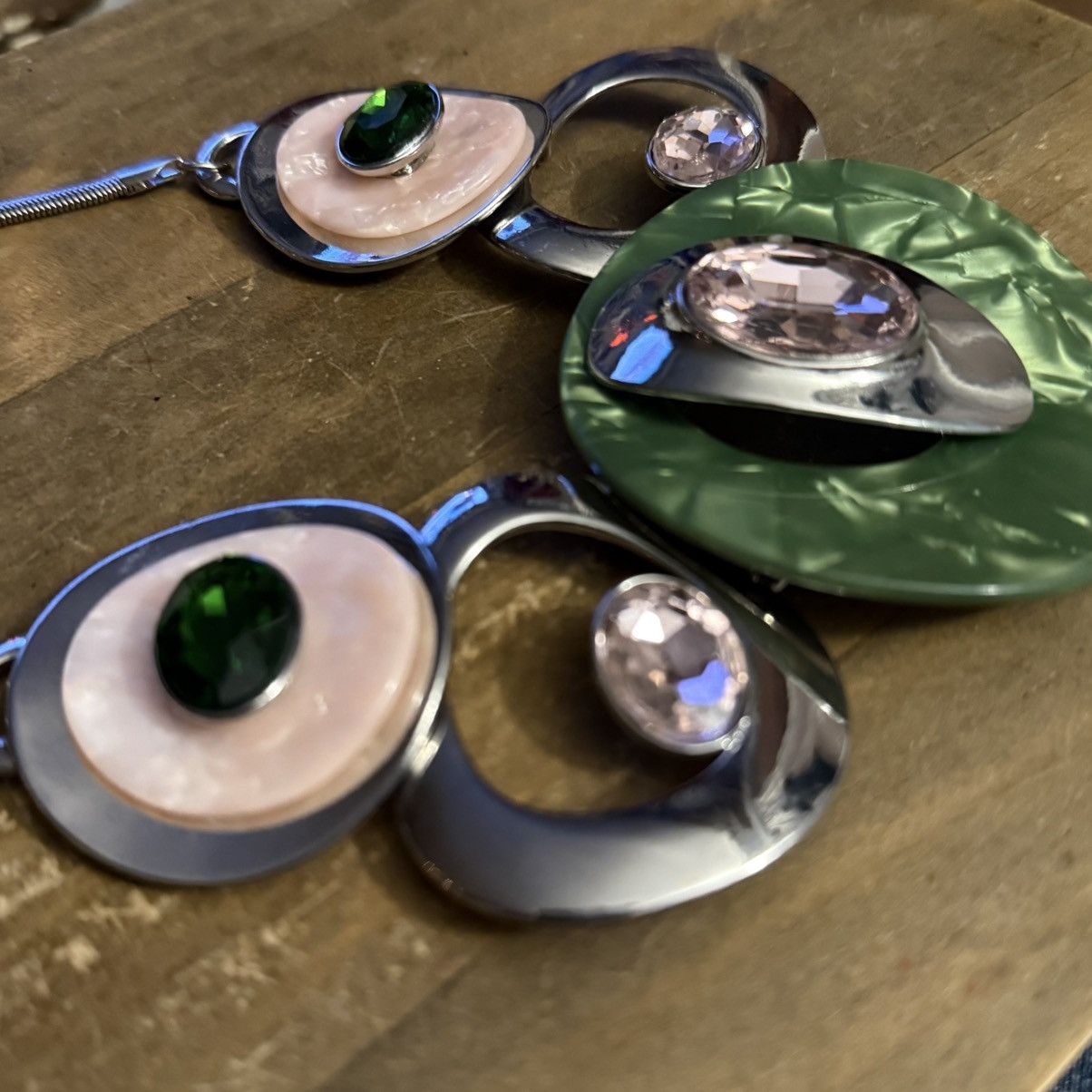 Other Silver, Green, Peach & Pink Graduating Statement Necklace Size ONE SIZE - 5 Thumbnail