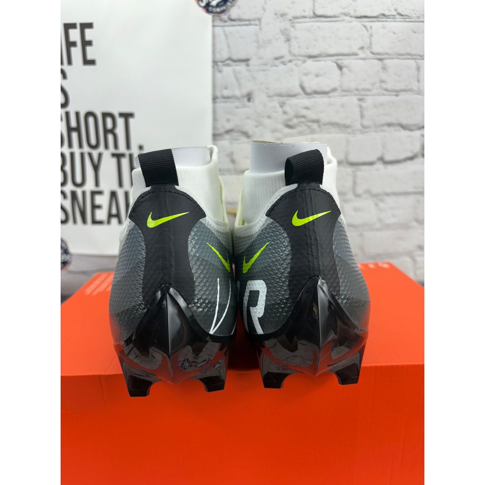 Nike Nike Vapor Edge 360 Pro x Air Max 95 Football Cleats Men 16 Size US 15 / EU 48 - 4 Thumbnail