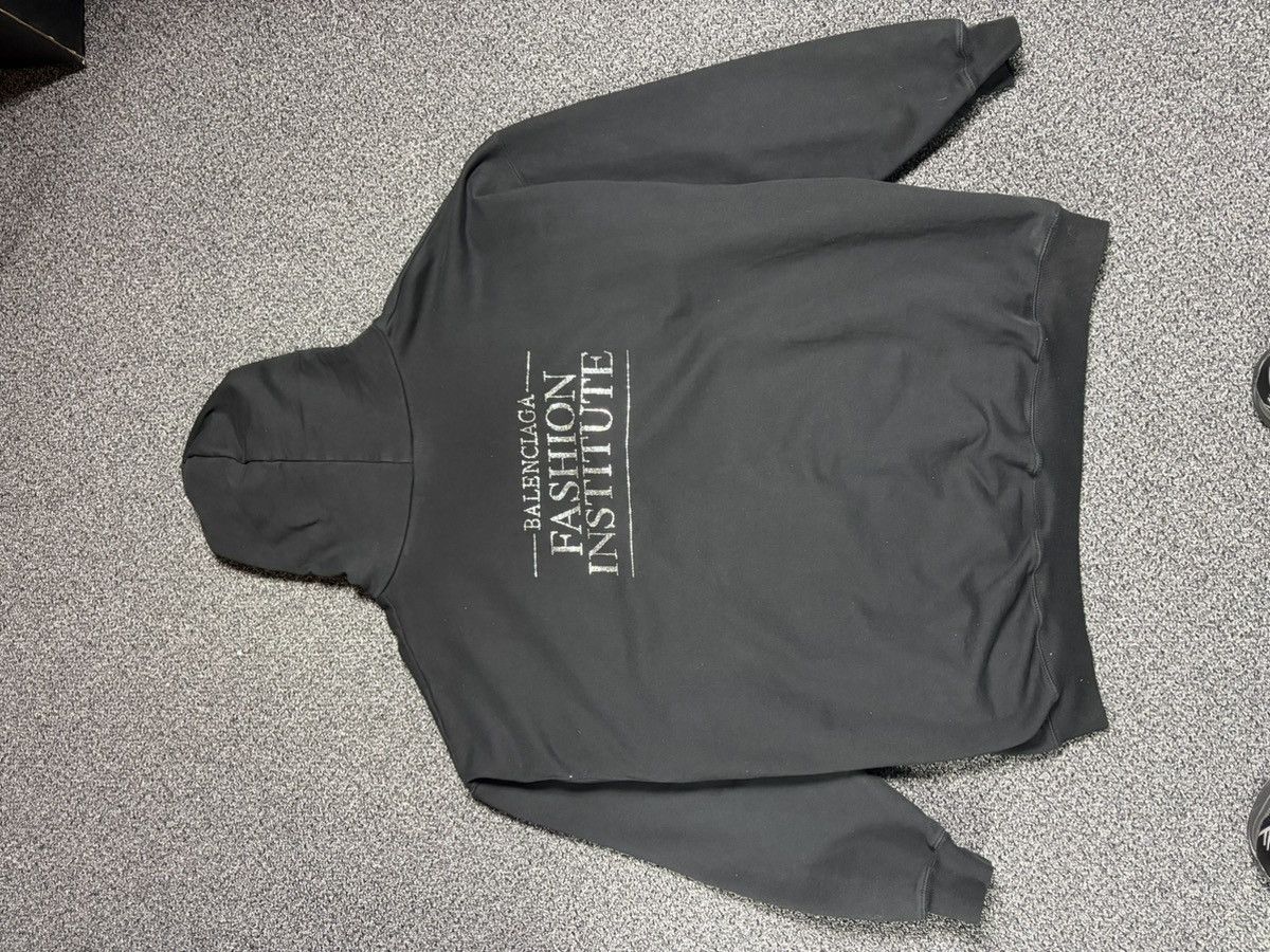Balenciaga Balenciaga "Fashion Institute" Hoodie Size US L / EU 52-54 / 3 - 5 Thumbnail