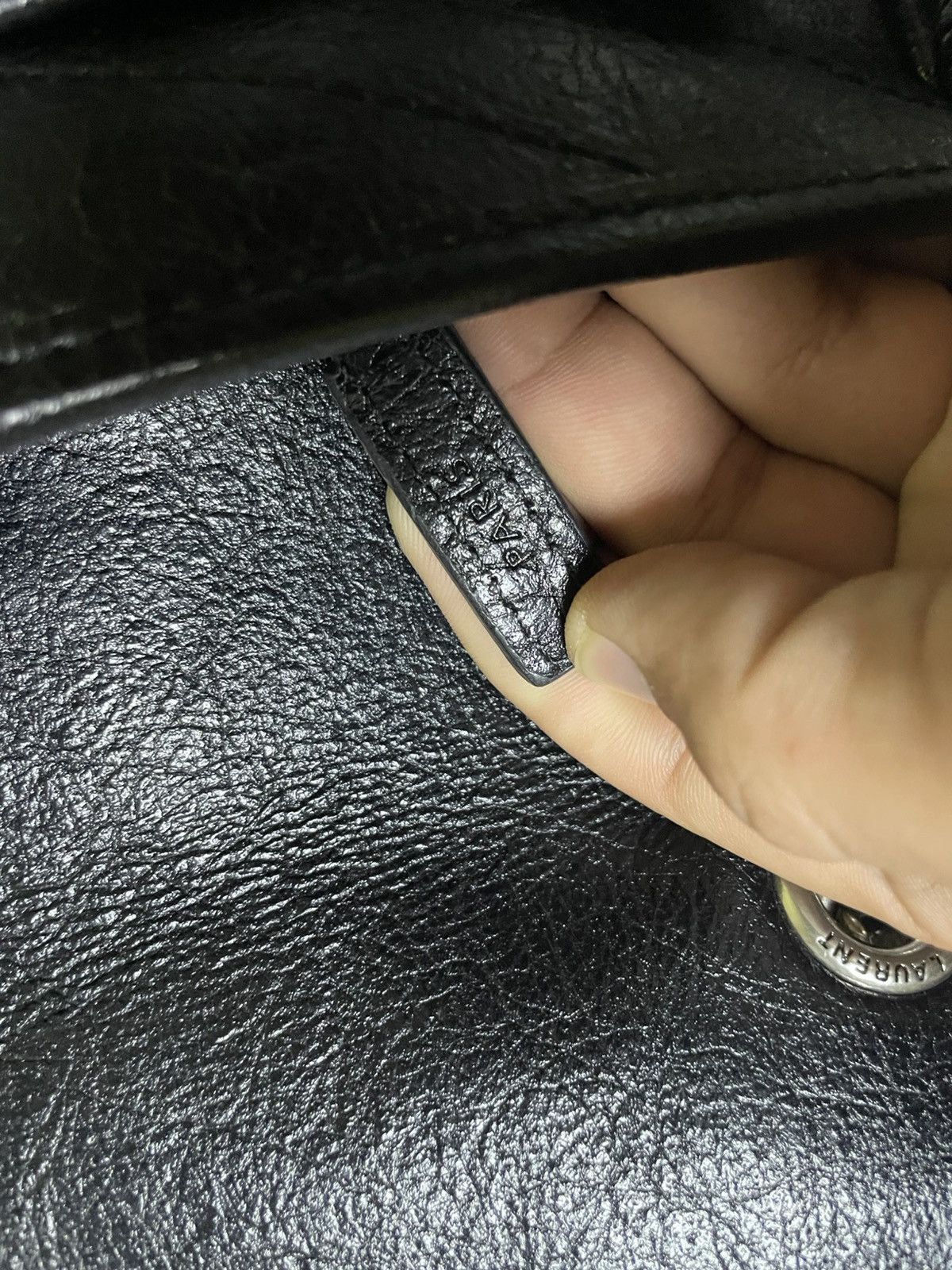 Yves Saint Laurent Rare 2000’s Saint Laurent Paris Niki Crinkle Shoulder Bag Size ONE SIZE - 23 Thumbnail