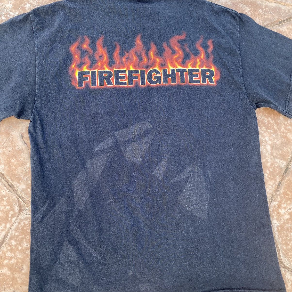 Vintage THRASHED Faded Vintage Y2K Fire Fighter Flame ERD GRUNGE T Size US L / EU 52-54 / 3 - 6 Thumbnail