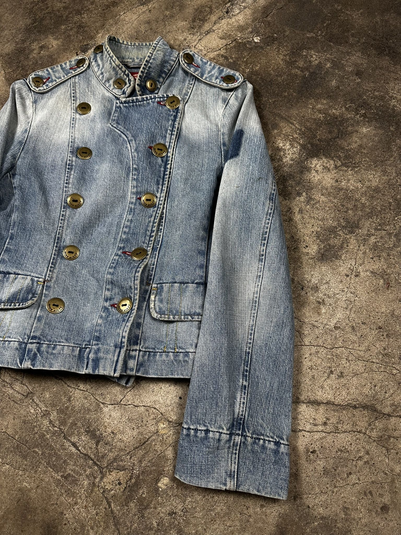 Miss Sixty 2000s Miss Sixty Avant Garde Faded Denim Boxy Y2k Jacket Size L / US 10 / IT 46 - 3 Thumbnail
