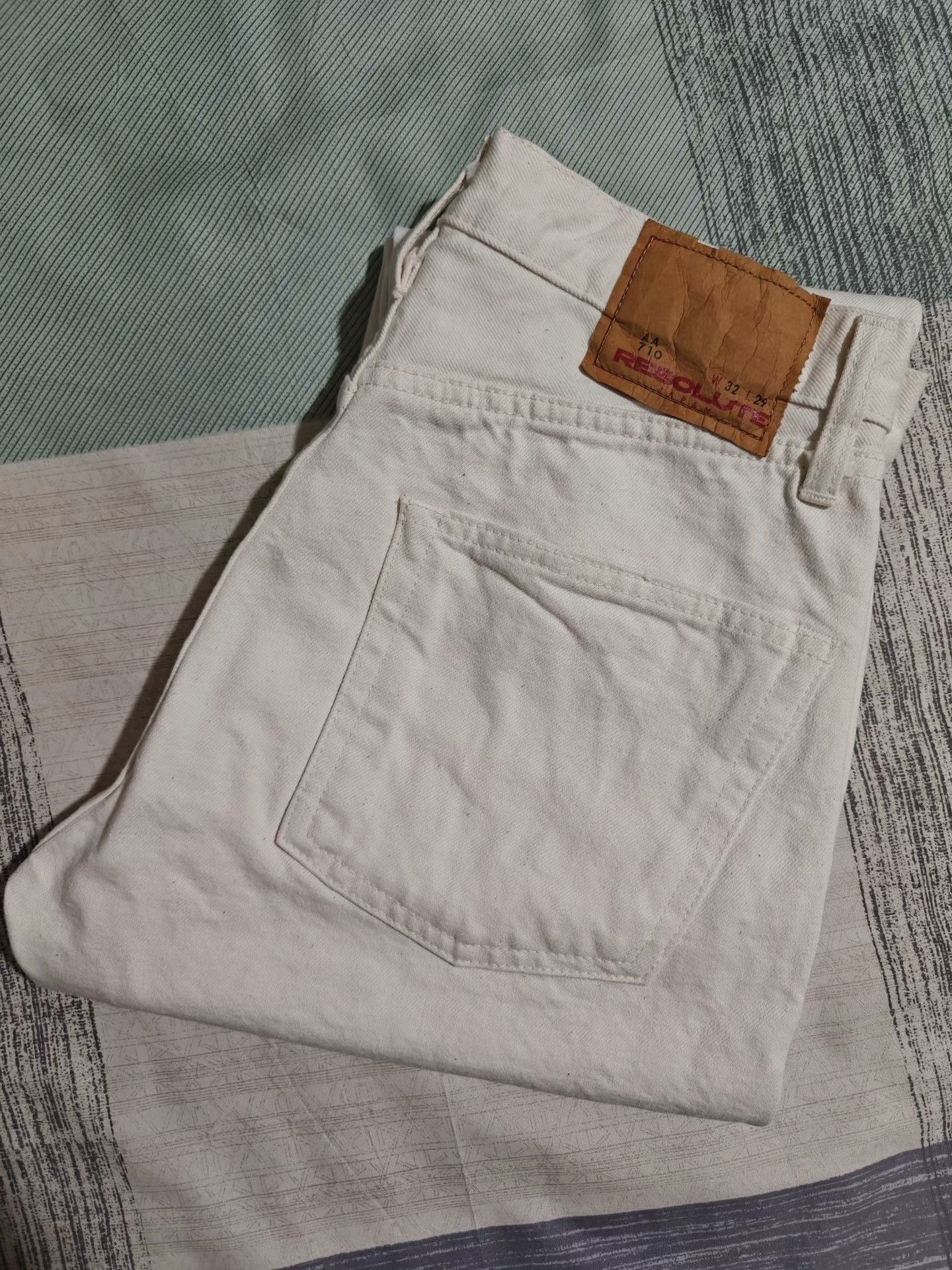 RESOLUTE RESOLUTE 710 10th Anniv White Limited Jeans Size US 32 / EU 48 - 1 Thumbnail