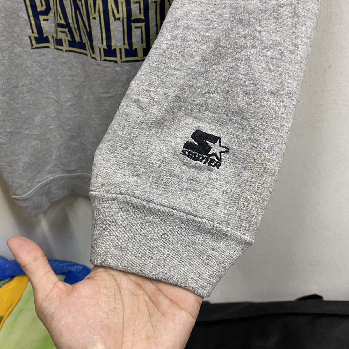 NCAA Vintage Pittsburgh Panthers By Starter Gray Sweatshirt Size US L / EU 52-54 / 3 - 8 Thumbnail