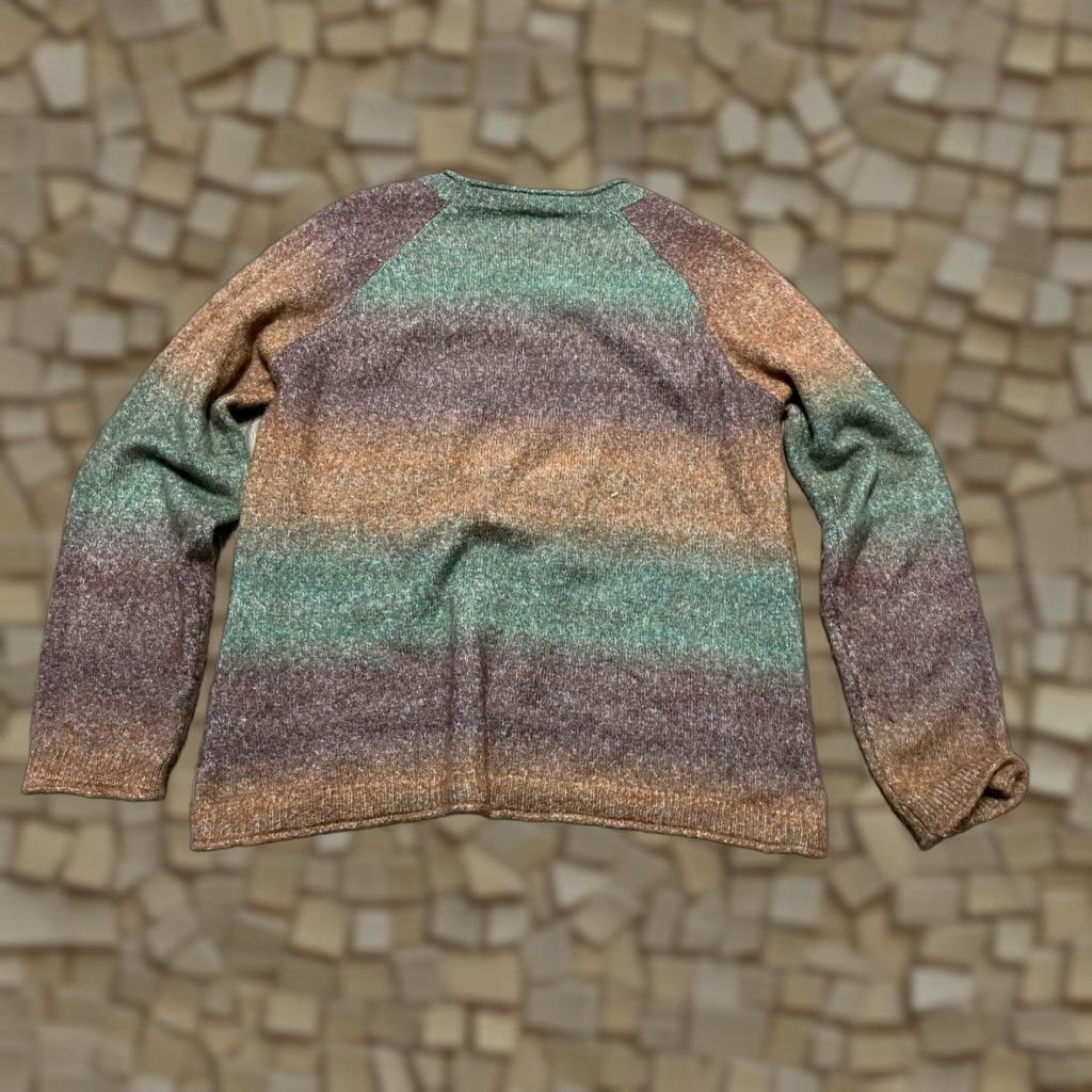 Vintage Hem & Thread Sweater Women's Size Medium Pullover Striped Long Sleeve Round Neck Red Green Orange Casual Fall Spring Summer Womens Size M / US 6-8 / IT 42-44 - 1 Thumbnail