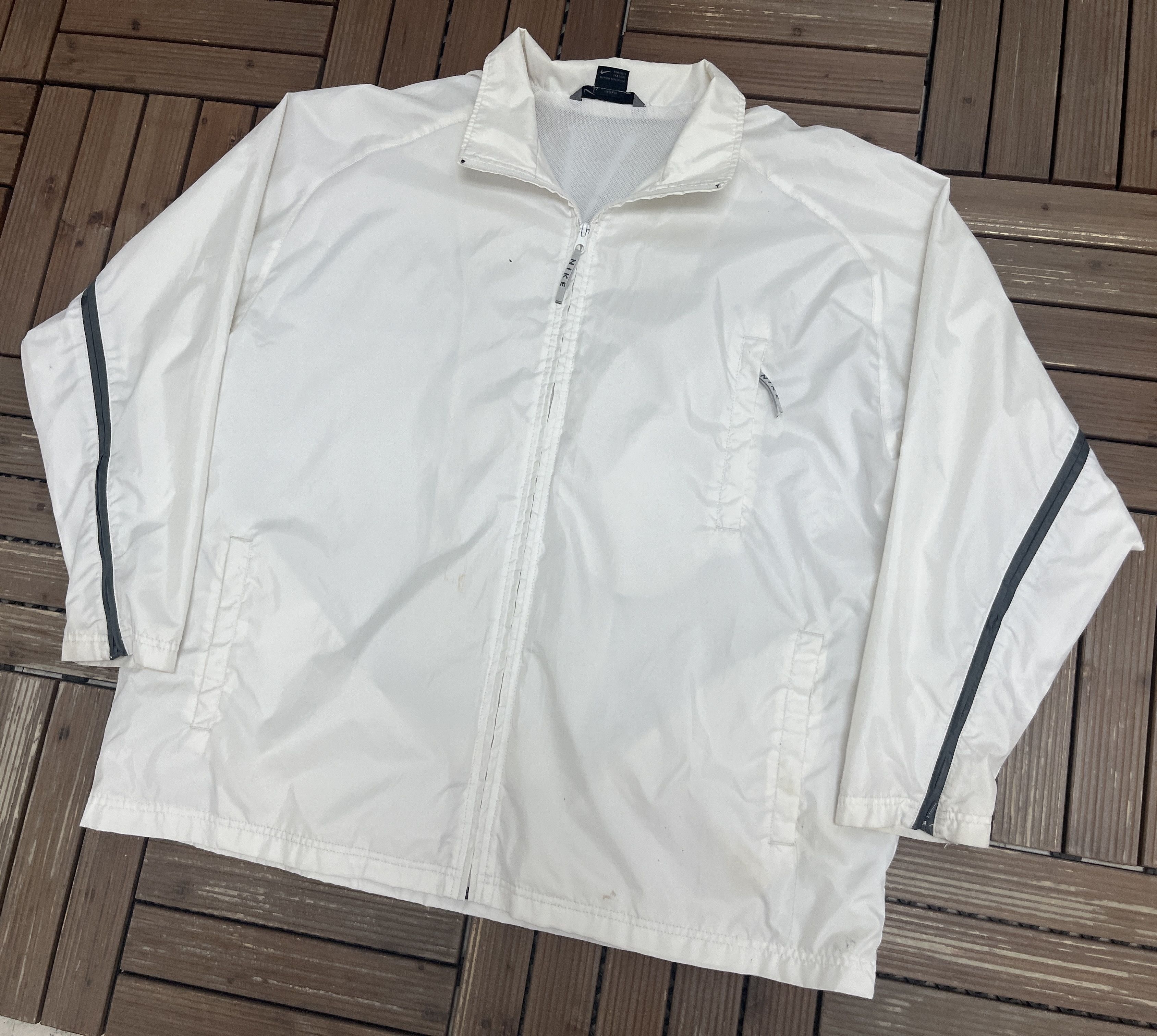 Nike × Vintage Nike Branded White Vintage Windbreaker Jacket Size US XXL / EU 58 / 5 - 2 Thumbnail
