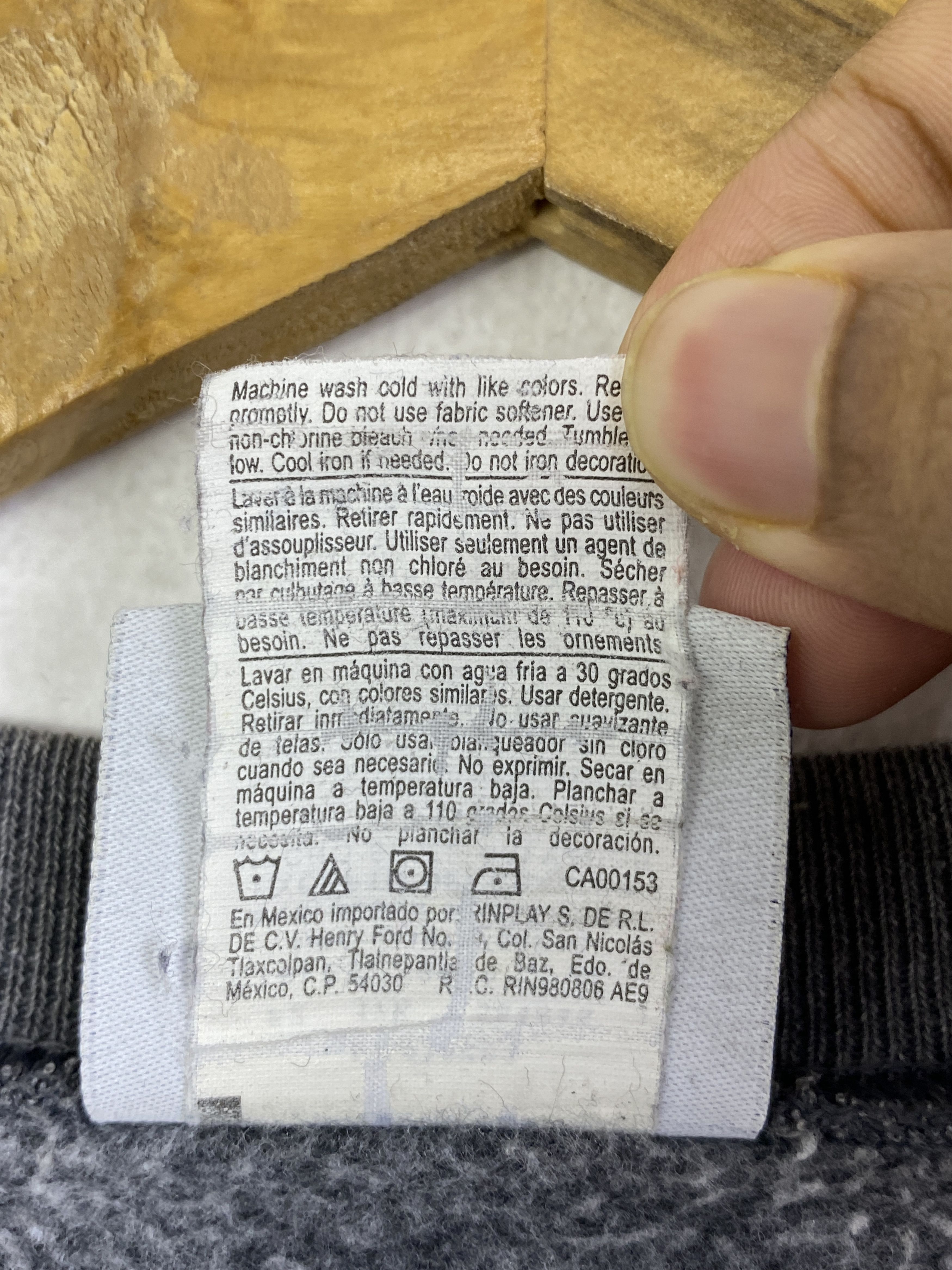 Champion Vintage Champion Faded Pullover Sweatshirt SH0284 Size US L / EU 52-54 / 3 - 10 Thumbnail