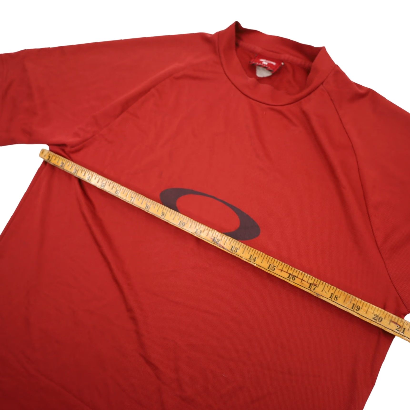 Oakley VINTAGE Oakley Mens Medium Classic Logo Athletic Shirt Red Shirt Mens M Red Oakley Classic Logo Athletic Shirt Size US M / EU 48-50 / 2 - 5 Thumbnail