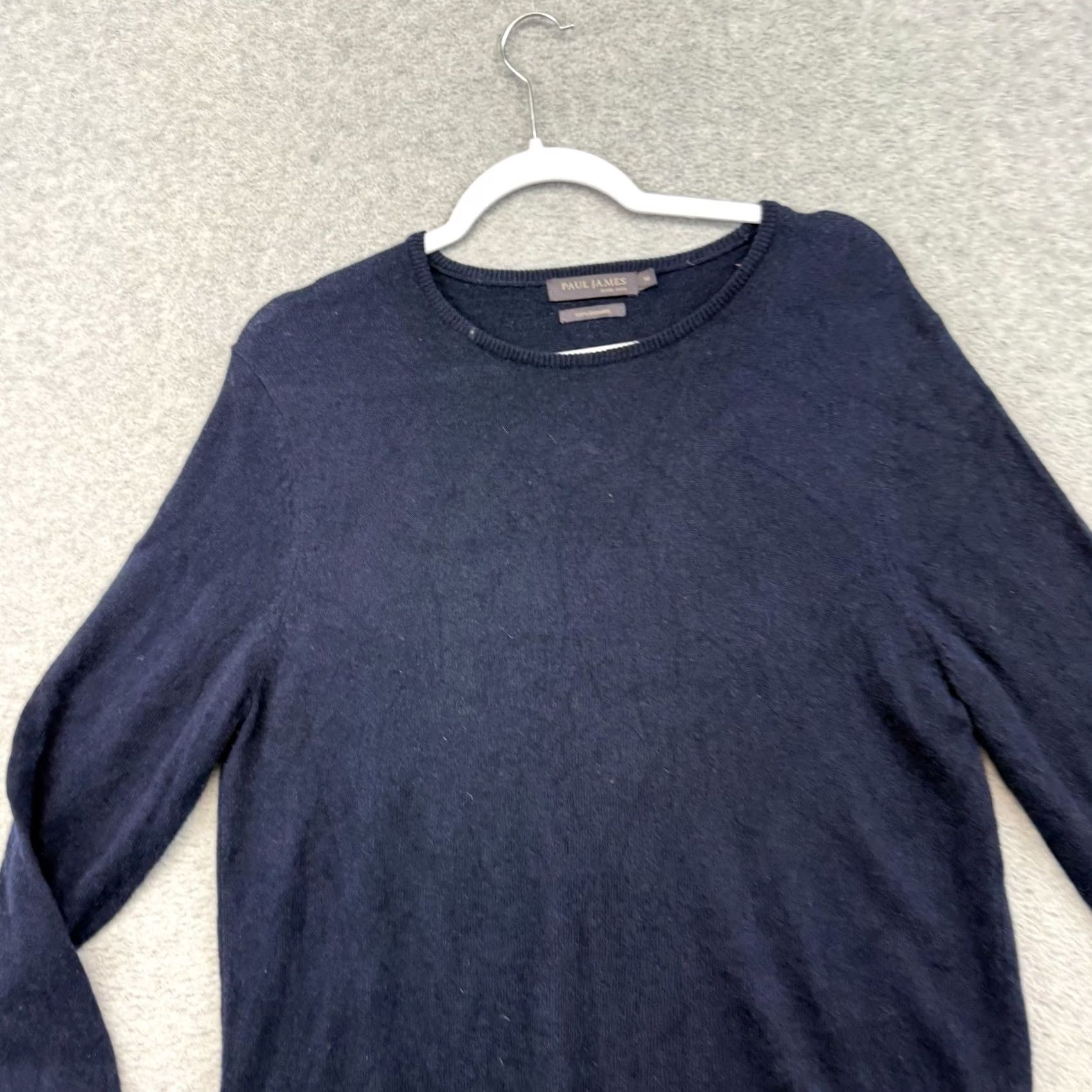 Paul Stuart Paul James Sweater Mens M Blue 100% Cashmere V-Neck Pullover Knit Navy Volvo? Size US M / EU 48-50 / 2 - 3 Thumbnail