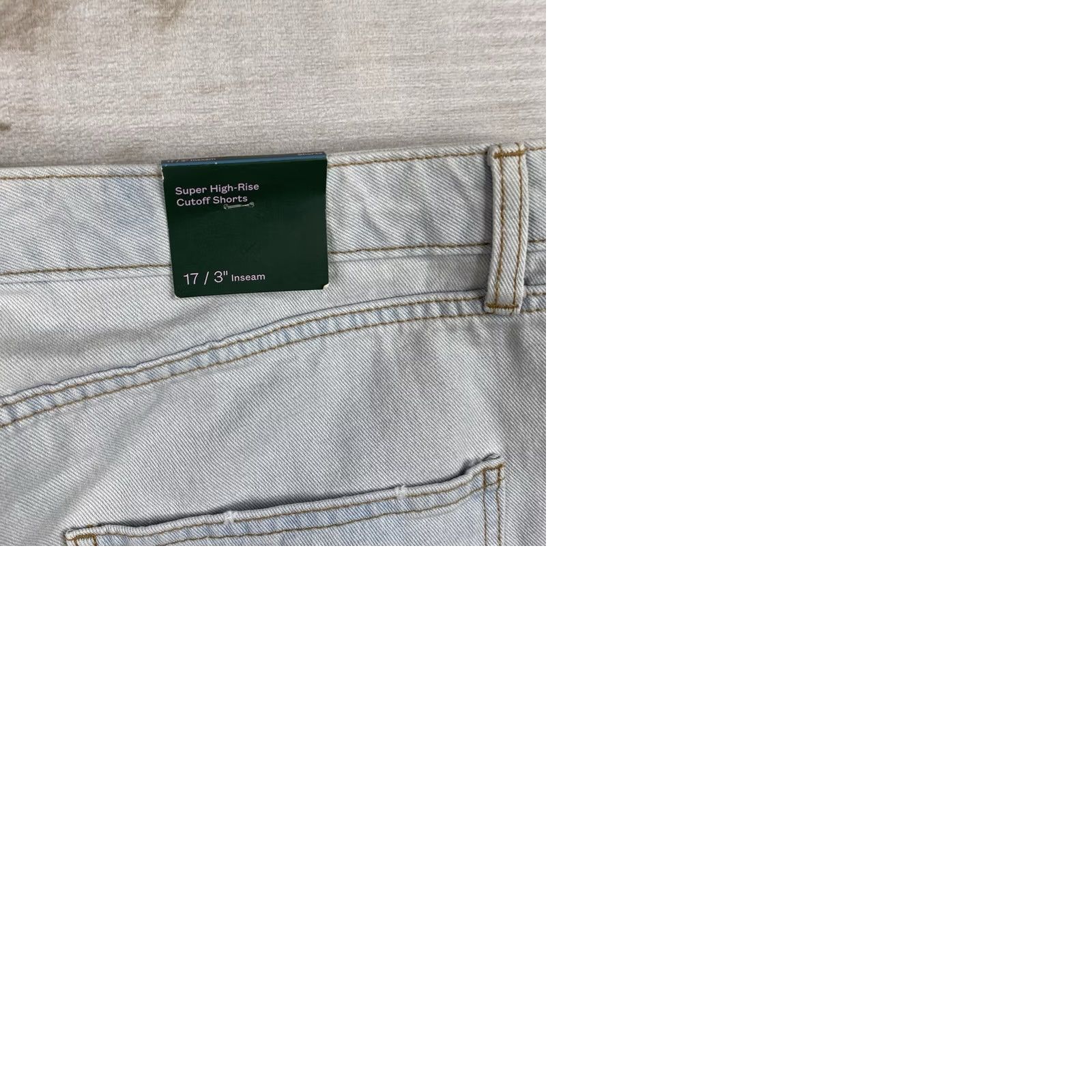 Vintage Wild Fable Shorts Womens Juniors 17 High Rise Denim 3” Inseam Light Wash Blue Jeans Size 38" / US 16 / IT 52 - 9 Thumbnail