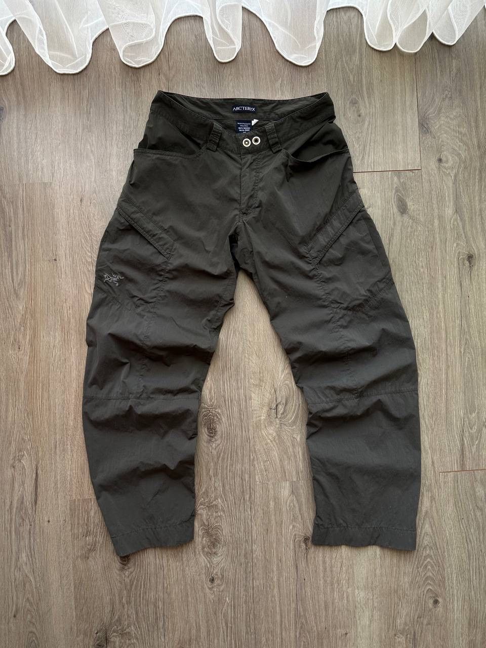 Arc'teryx × Vintage Vintage Arc’Teryx Outdoor Green Cargo Pants Size US 30 / EU 46 - 1 Thumbnail