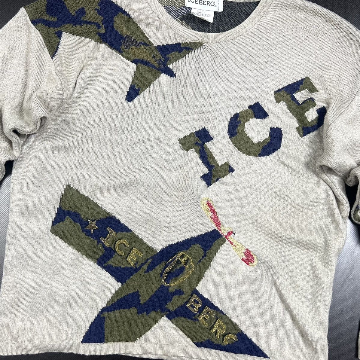Iceberg × Vintage Vintage Iceberd Airplane Embroidered Logo Sweater Size S Size US XS / EU 42 / 0 - 5 Thumbnail
