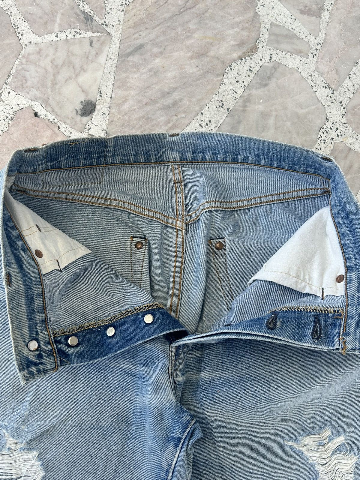 Levi's Levis 501 Vintage Ripped Denim Shorts Size US 31 - 8 Thumbnail