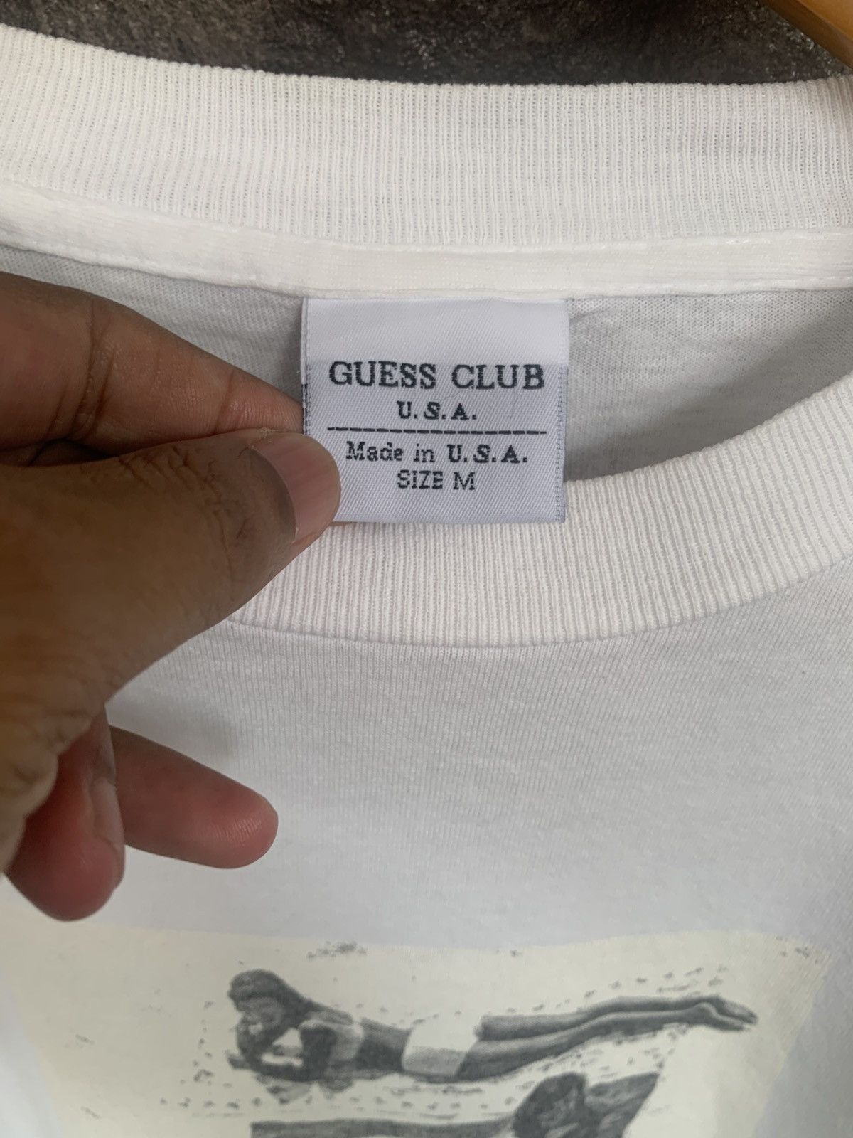 Guess × Vintage Vintage 90s Guess Club Photo Print / Magazine Cover T shirt Size US M / EU 48-50 / 2 - 7 Thumbnail