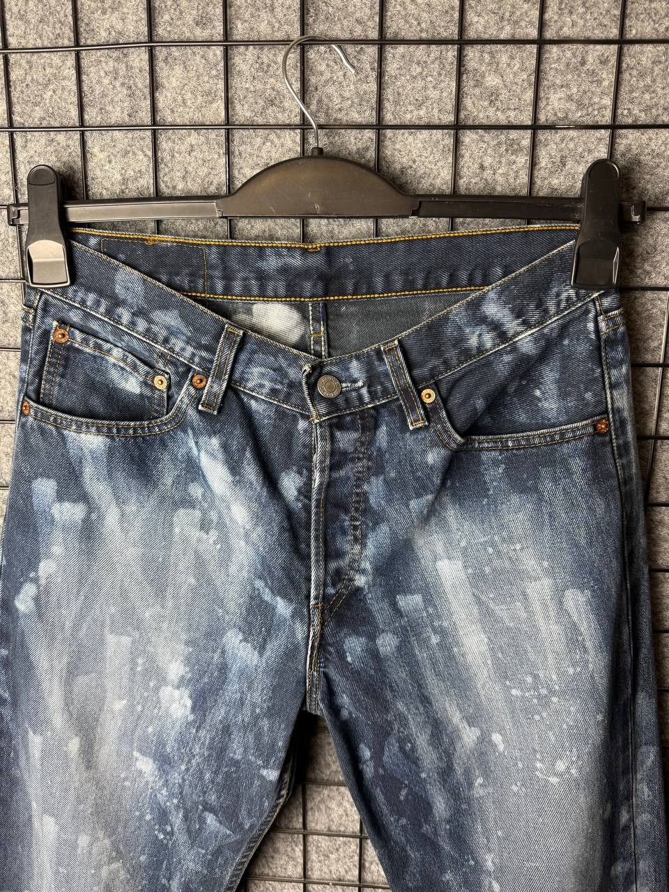 Levi's Levis denim distressed printed jeans size 30x32 Size US 30 / EU 46 - 5 Thumbnail
