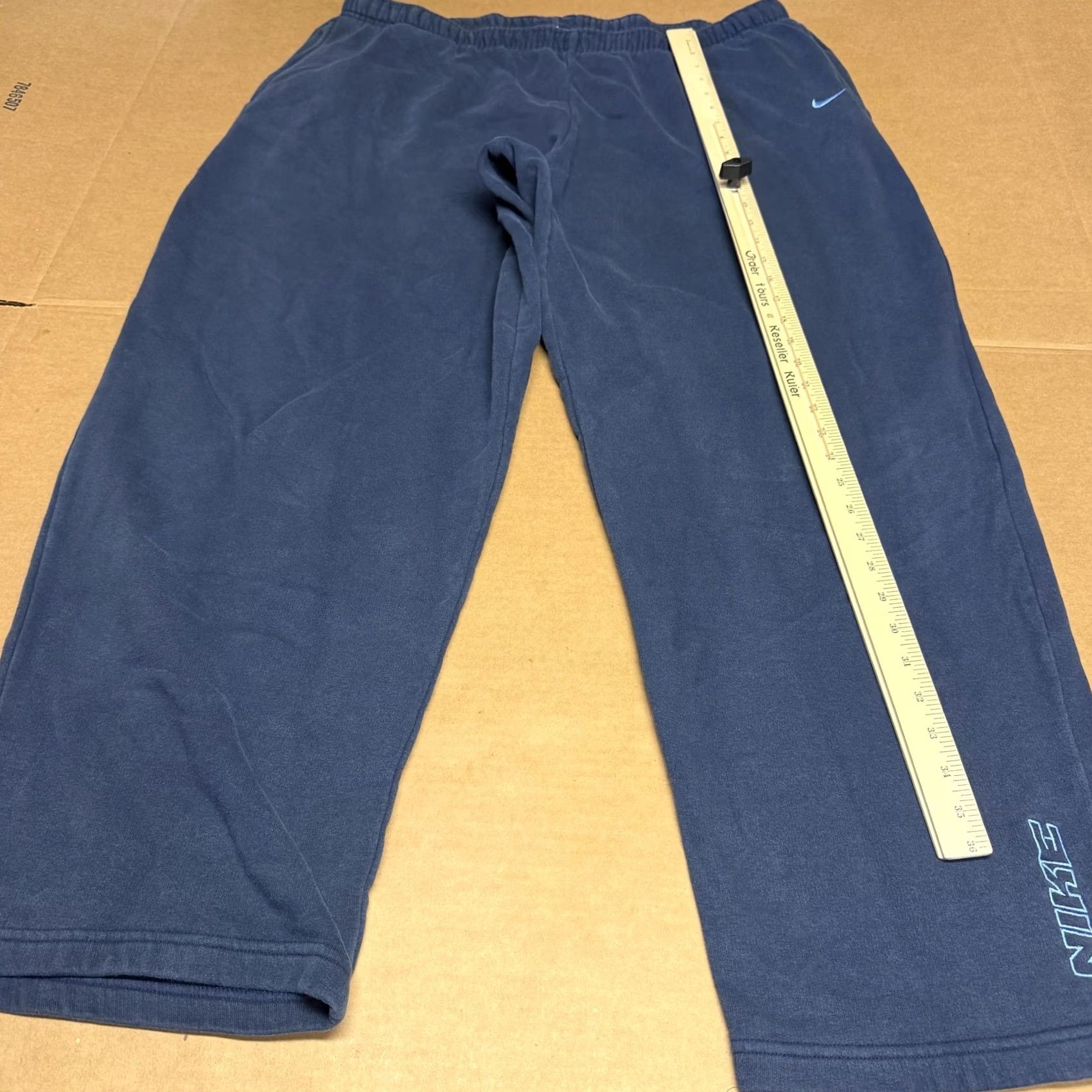 Nike Nike Mens 2XL Blue Fleece Sweatpants Elastic Waist Pockets Straight Leg Size US 39 - 6 Thumbnail