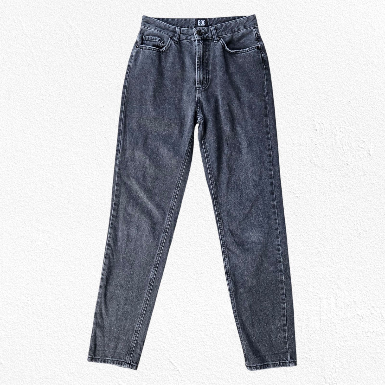 Bdg BDG Black Wash High Waisted Mom Fit Jeans Size 26 Size 26" / US 2 / IT 38 - 3 Thumbnail