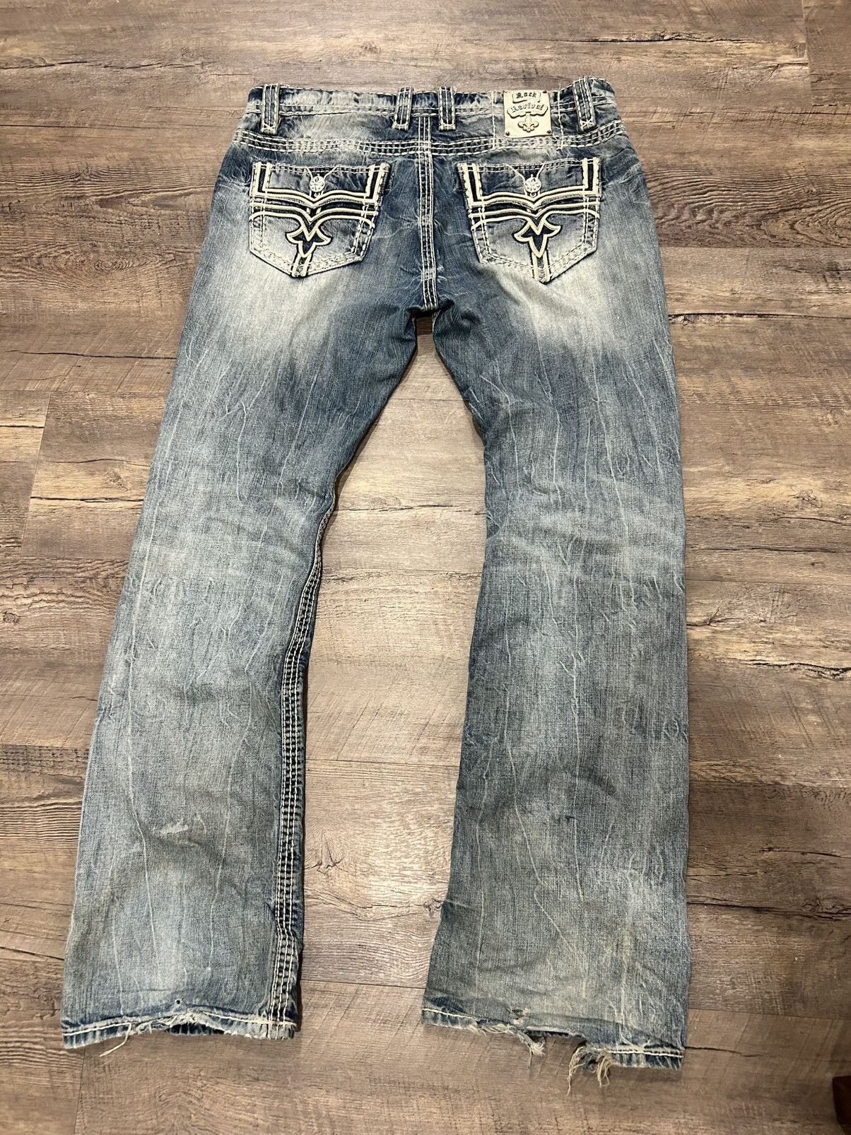⚜️ Light Acid Wash Blue Distressed 2000’s Bootcut Jeans ⚜️