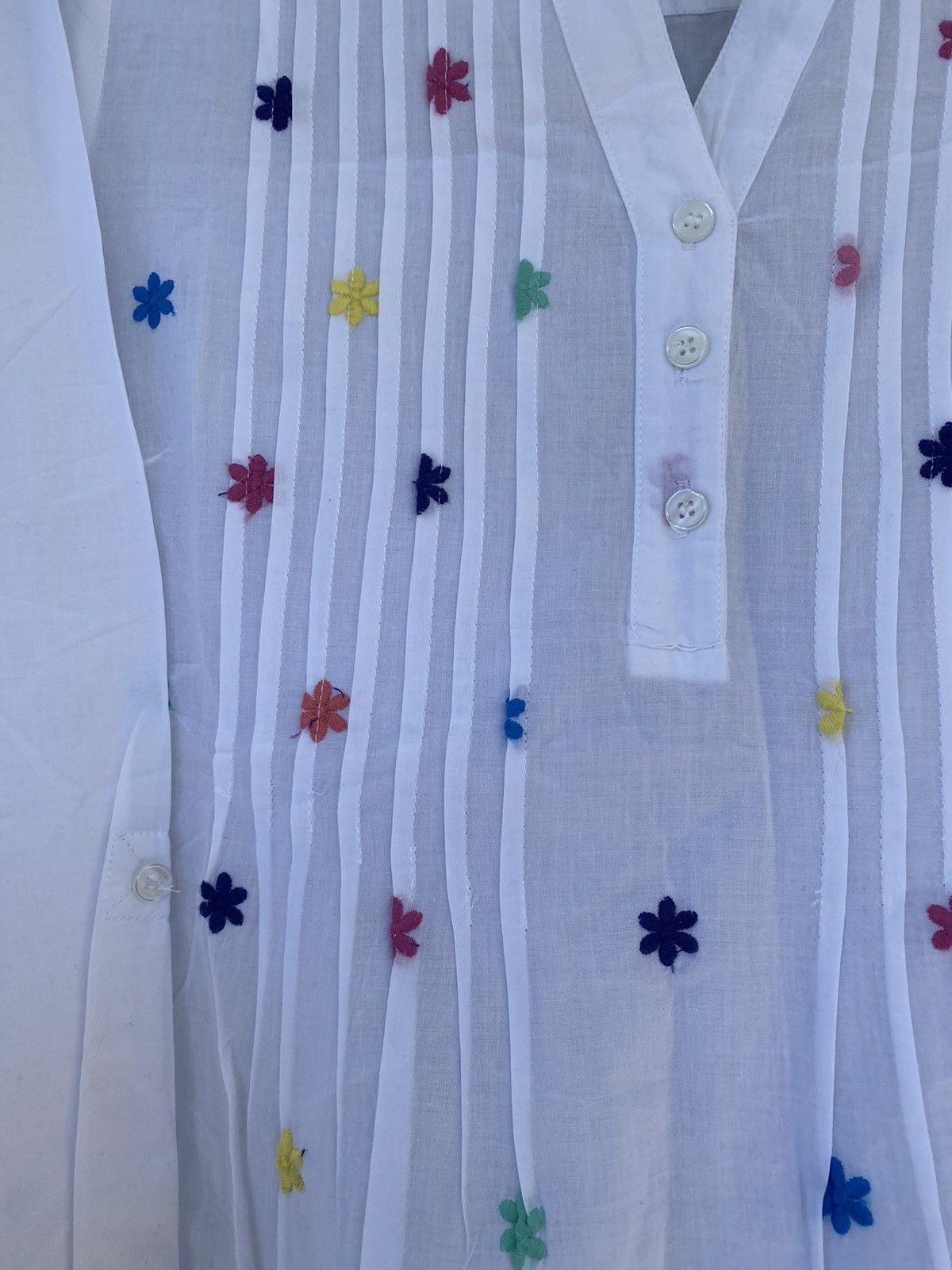 Other NWOT American Sweatshirt tunic blouse,, embroiderd eyelets Size S / US 4 / IT 40 - 8 Thumbnail