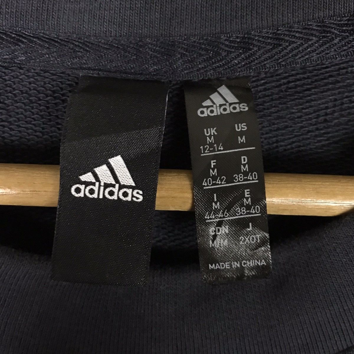 Adidas Adidas Spell Out Pullover Jumper Sweatshirt Size US M / EU 48-50 / 2 - 6 Thumbnail