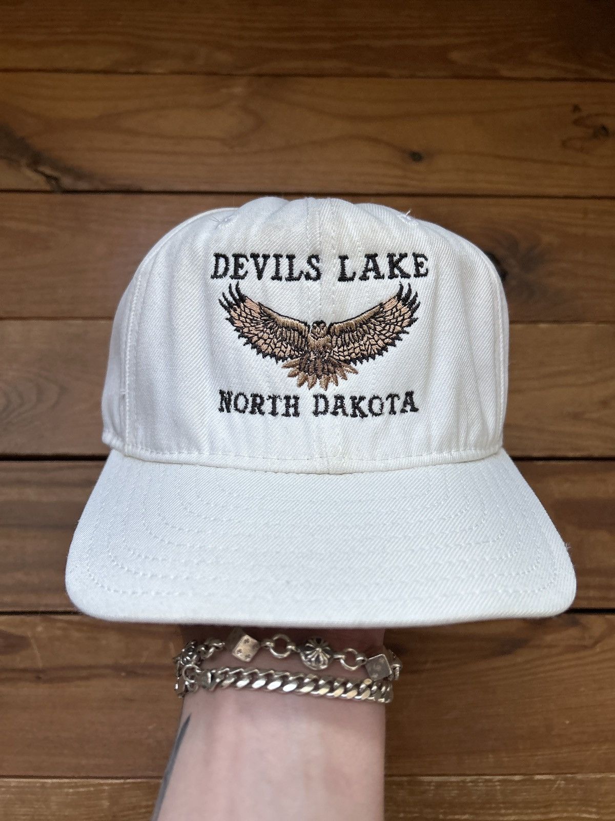 Vintage Vintage 80s 90s Devils Lake White Snapback Hat Size ONE SIZE - 1 Thumbnail