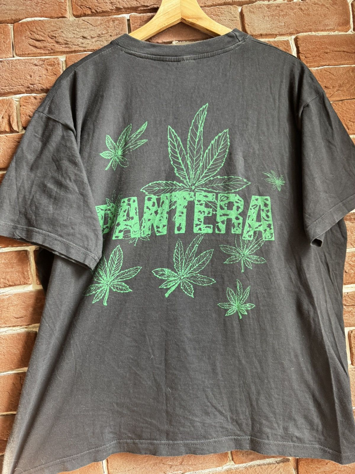 Band Tees 90s Rare Vintage Pantera Far Beyond Tee Metal Band Grail 90s Size US L / EU 52-54 / 3 - 7 Thumbnail