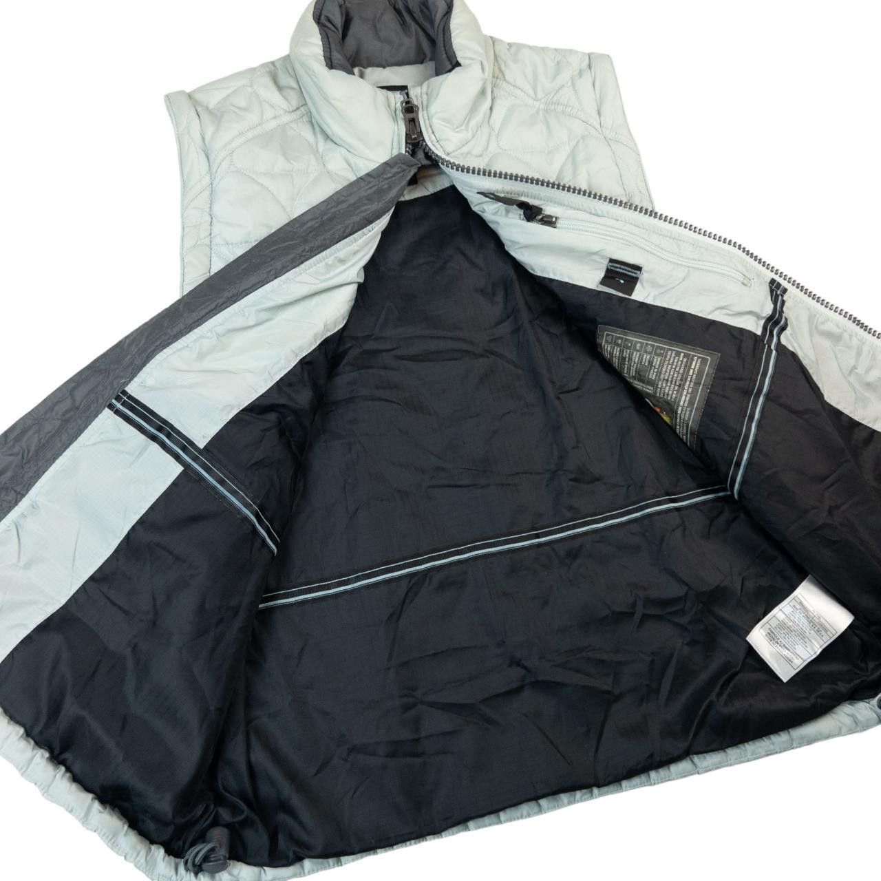 Nike ACG Vintage Nike ACG Zip Sleeve Quilted Jacket Womens Size M Size M / US 6-8 / IT 42-44 - 7 Thumbnail