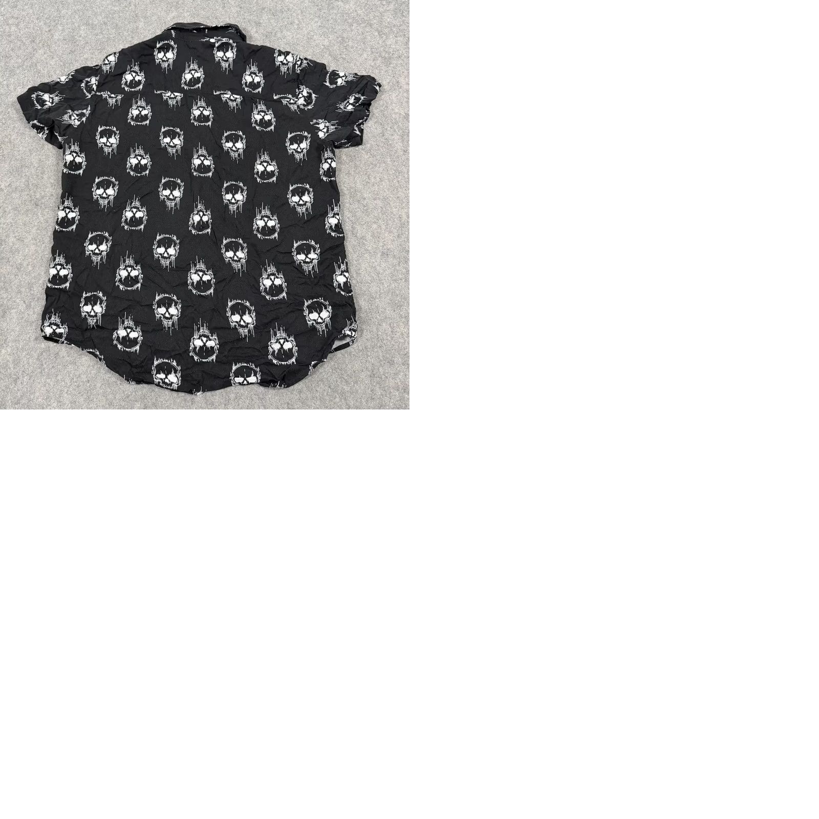 Vintage Social Collision Skull Print Button-Up Short Sleeve Shirt Mens M Black Size US M / EU 48-50 / 2 - 10 Thumbnail
