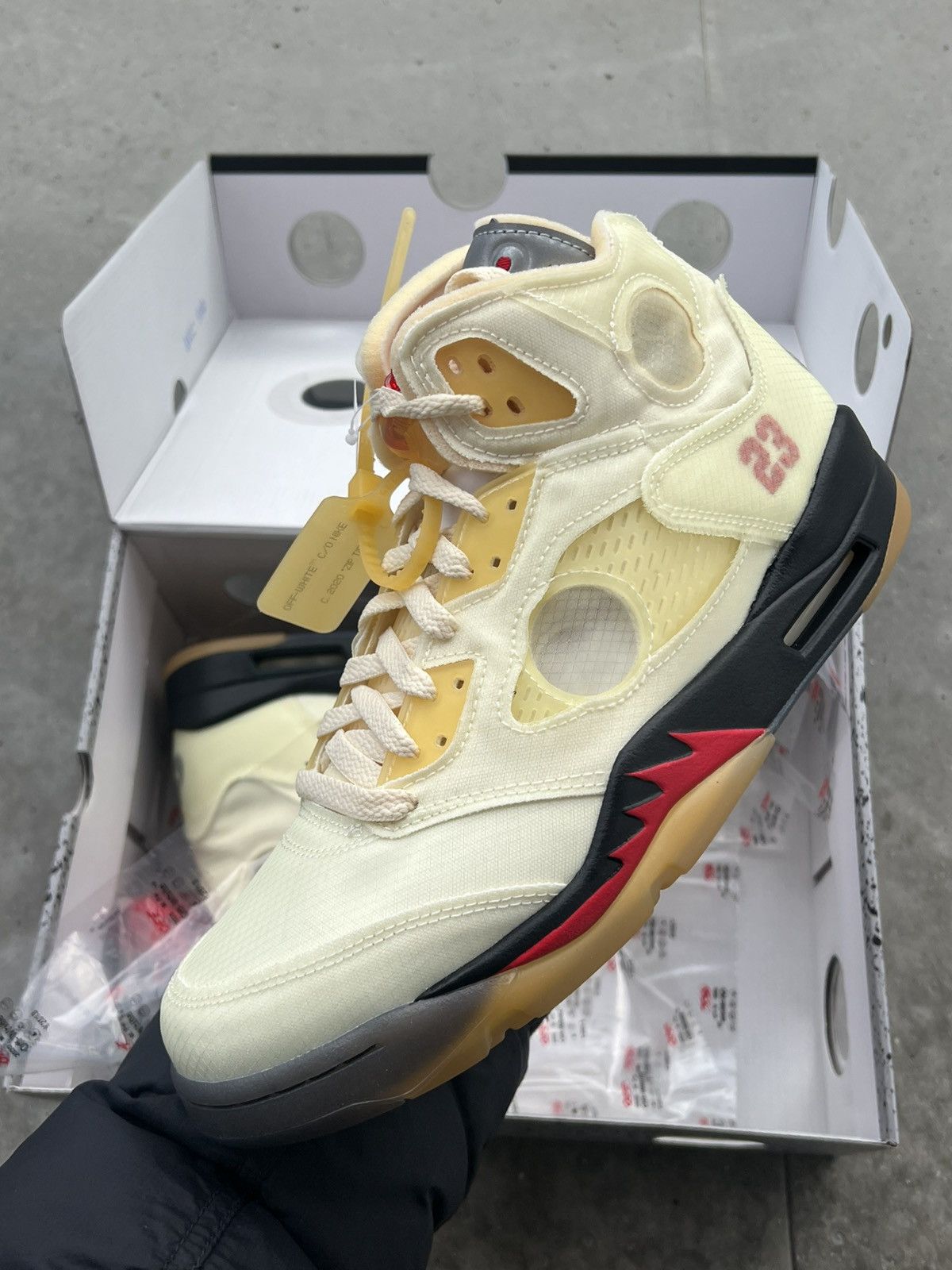 Designer × Nike × Off-White Jordan 5 V x Off-White sail Size US 10.5 / EU 43-44 - 3 Thumbnail