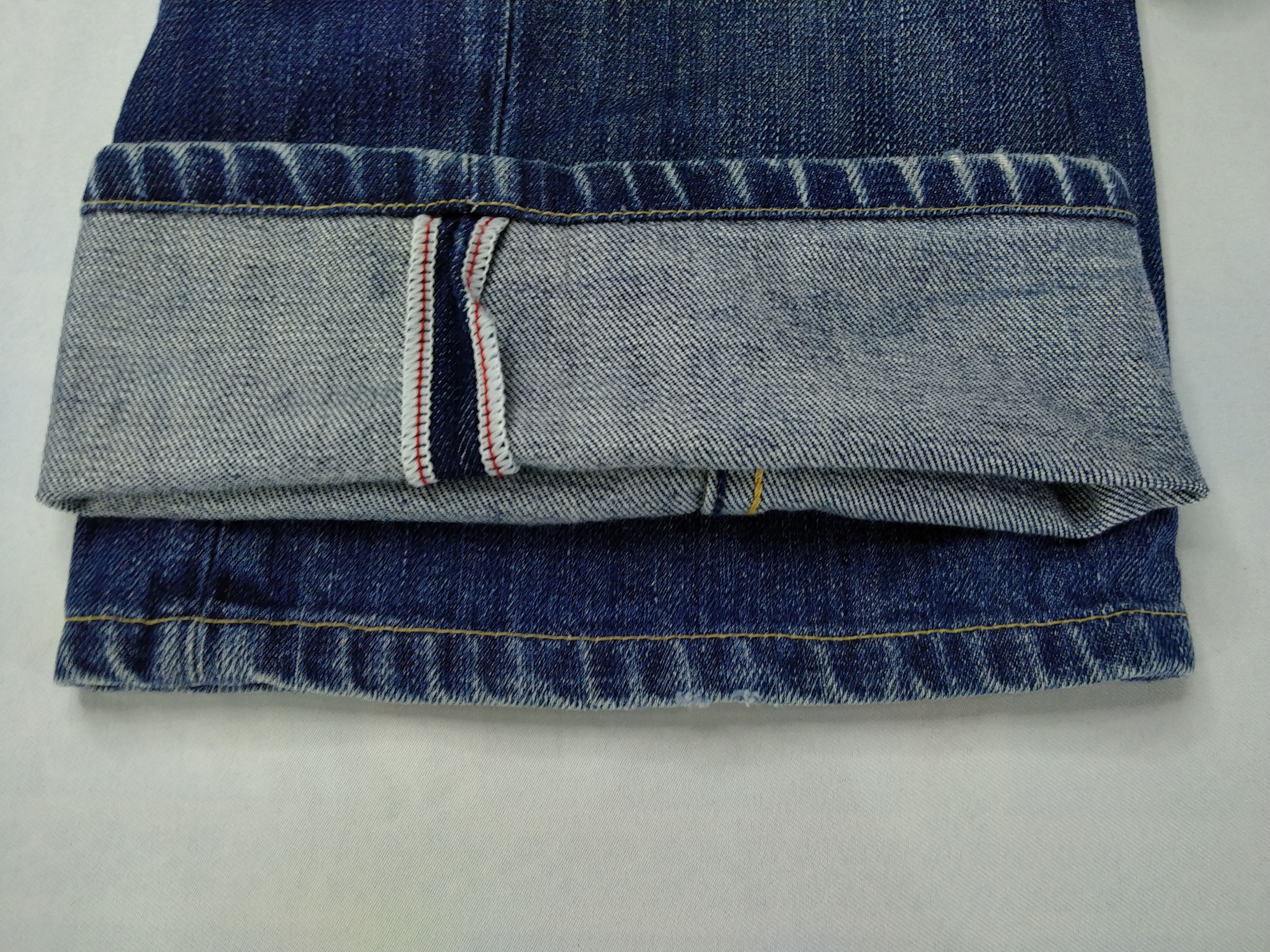 Levi's Distressed Vintage Levi's 505 Jeans 35x30.5 Denim JN1012 Size US 35 - 11 Thumbnail