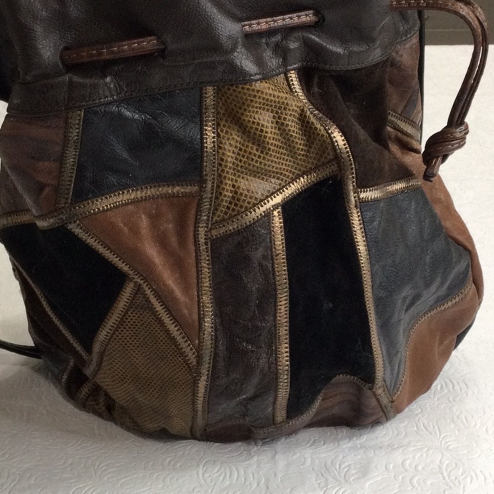 Other Vintage 70's Leather & Patchwork Crossbody Bucket Purse Size ONE SIZE - 8 Thumbnail