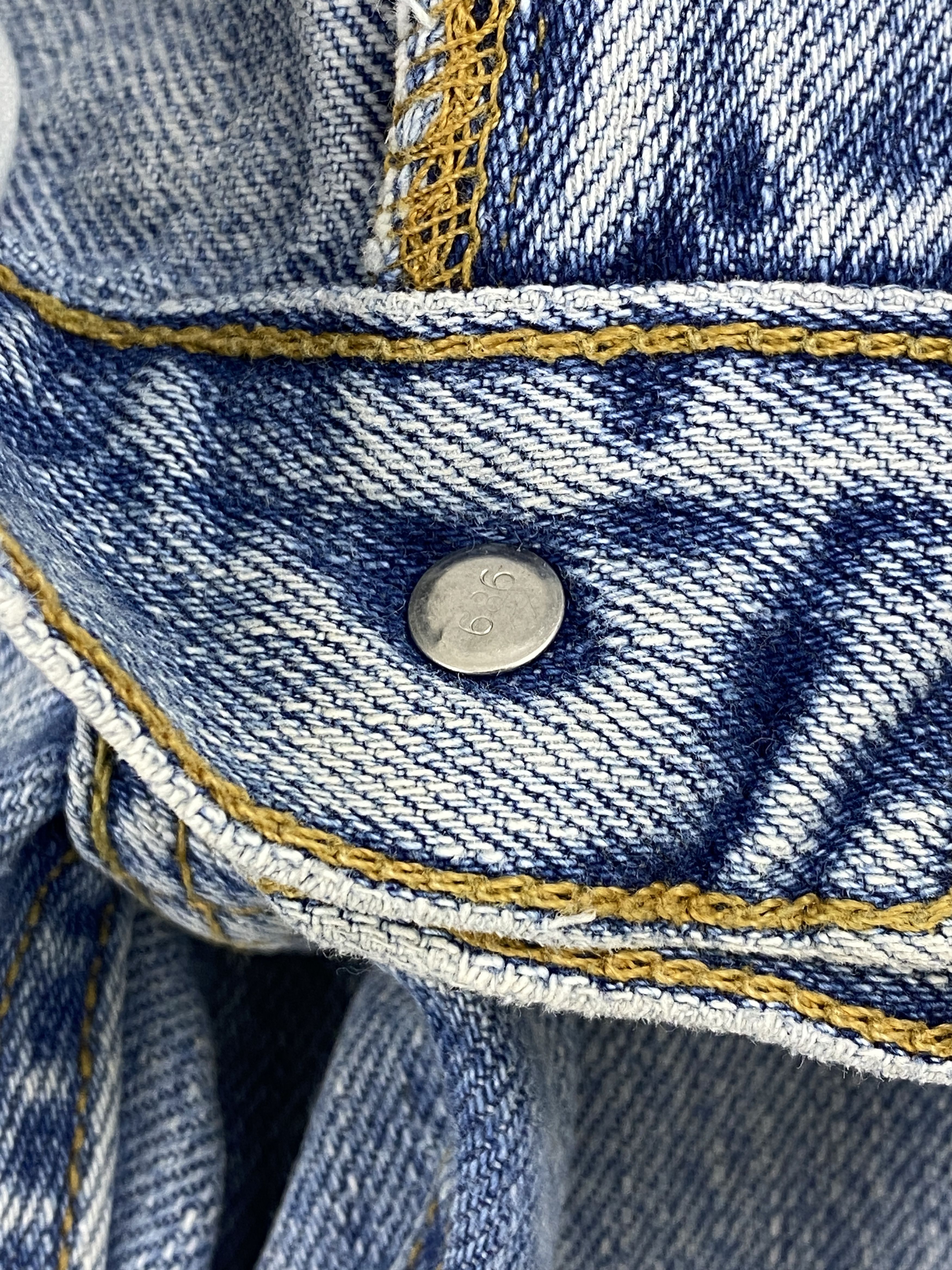 Levi's × Vintage Light Blue Vintage Levis 505 Jeans Size US 29 - 13 Thumbnail