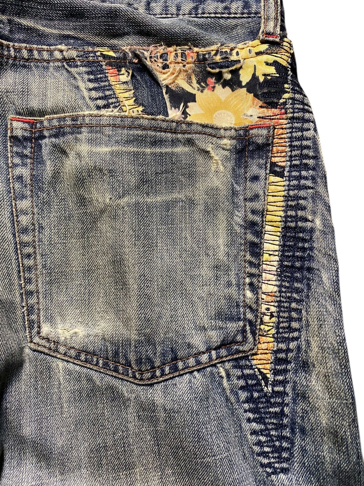 Japanese Brand Vintage Japanese Brand Embroidery Distressed Baggy Jeans Size US 32 / EU 48 - 13 Thumbnail