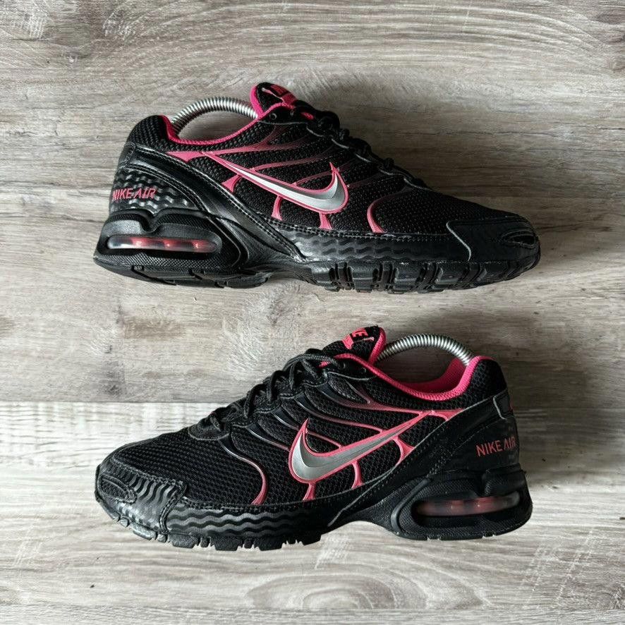 Nike NIKE • WMNS Air Max Torch 4 (7M) Size US 7 / EU 40 - 2 Thumbnail