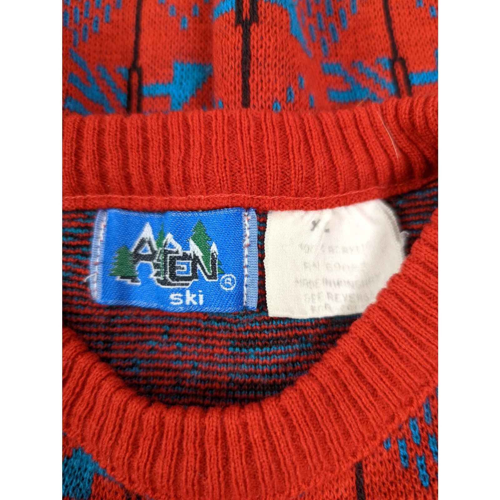 Vintage VINTAGE Aspen Ski Crewneck Sweater Geometric Cosby Biggy Men's Size Large Red 90s Ski USA Crew Neck Long Sleeve Pullover Knit Acrylic Machine Washable Size US L / EU 52-54 / 3 - 2 Thumbnail