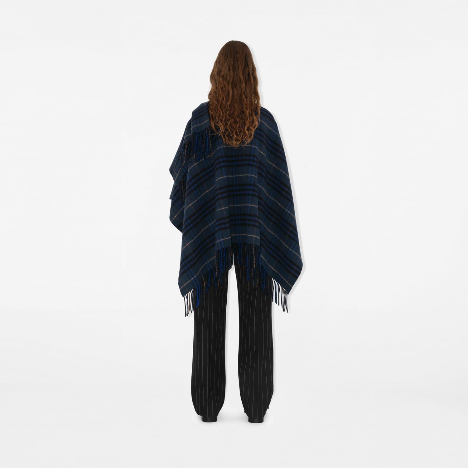 Burberry o1w1db10126 Check Wool Cashmere Cape in Multicolor Size M / US 6-8 / IT 42-44 - 4 Thumbnail