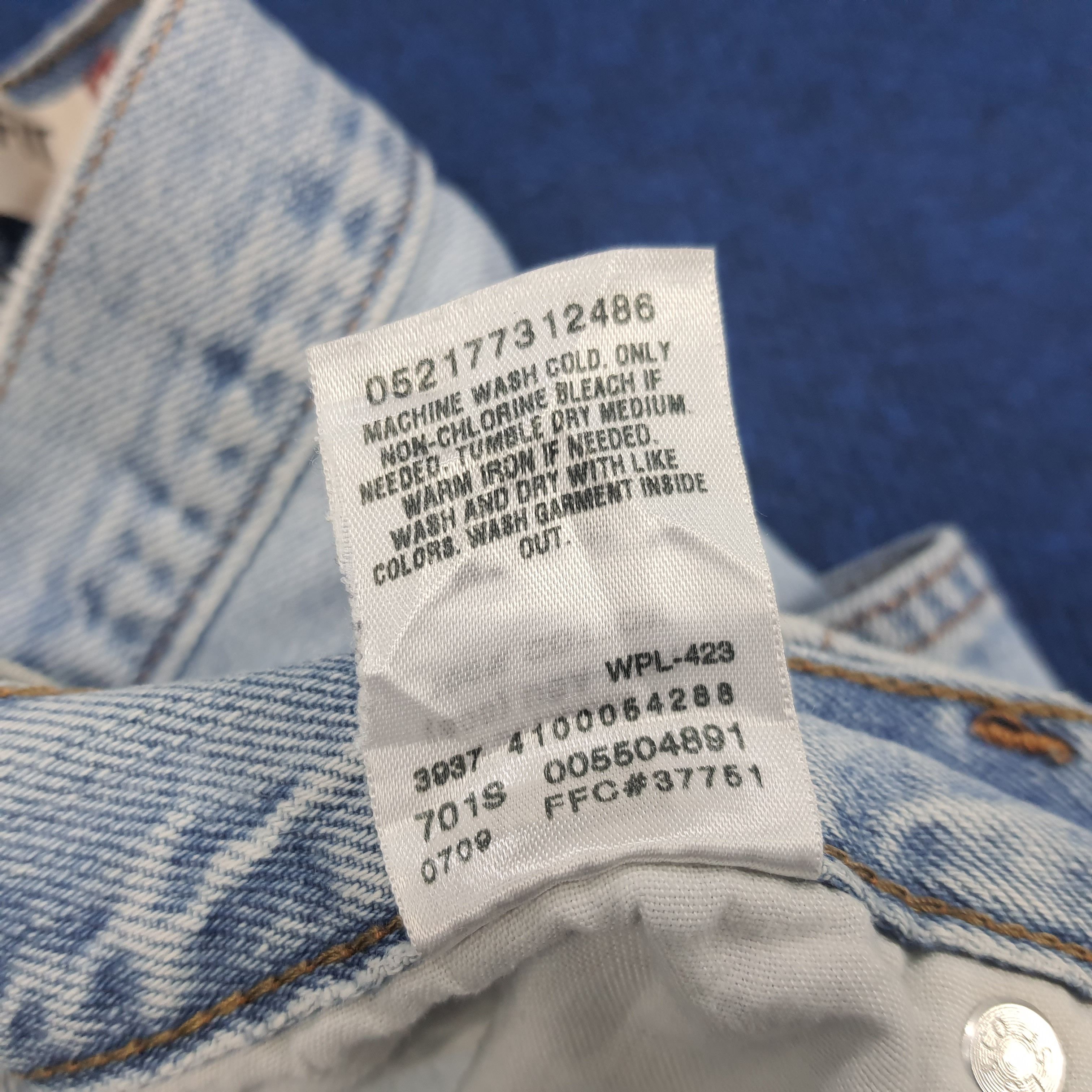 Levi's × Vintage Vintage Levi's 550 Relaxed Fit Distressed Jeans Size US 35 - 12 Thumbnail