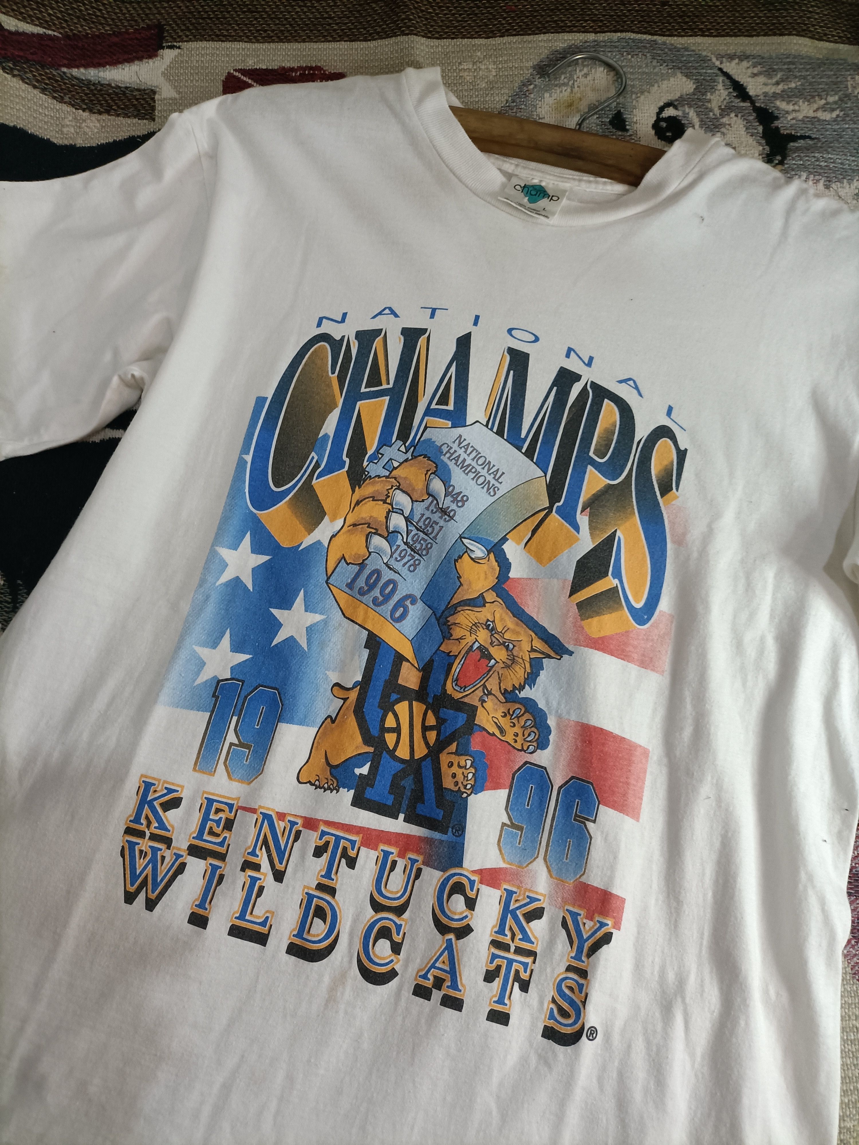Japanese Brand × Vintage 1996 Kentucky wildcats Team T-Shirts Size US L / EU 52-54 / 3 - 1 Thumbnail