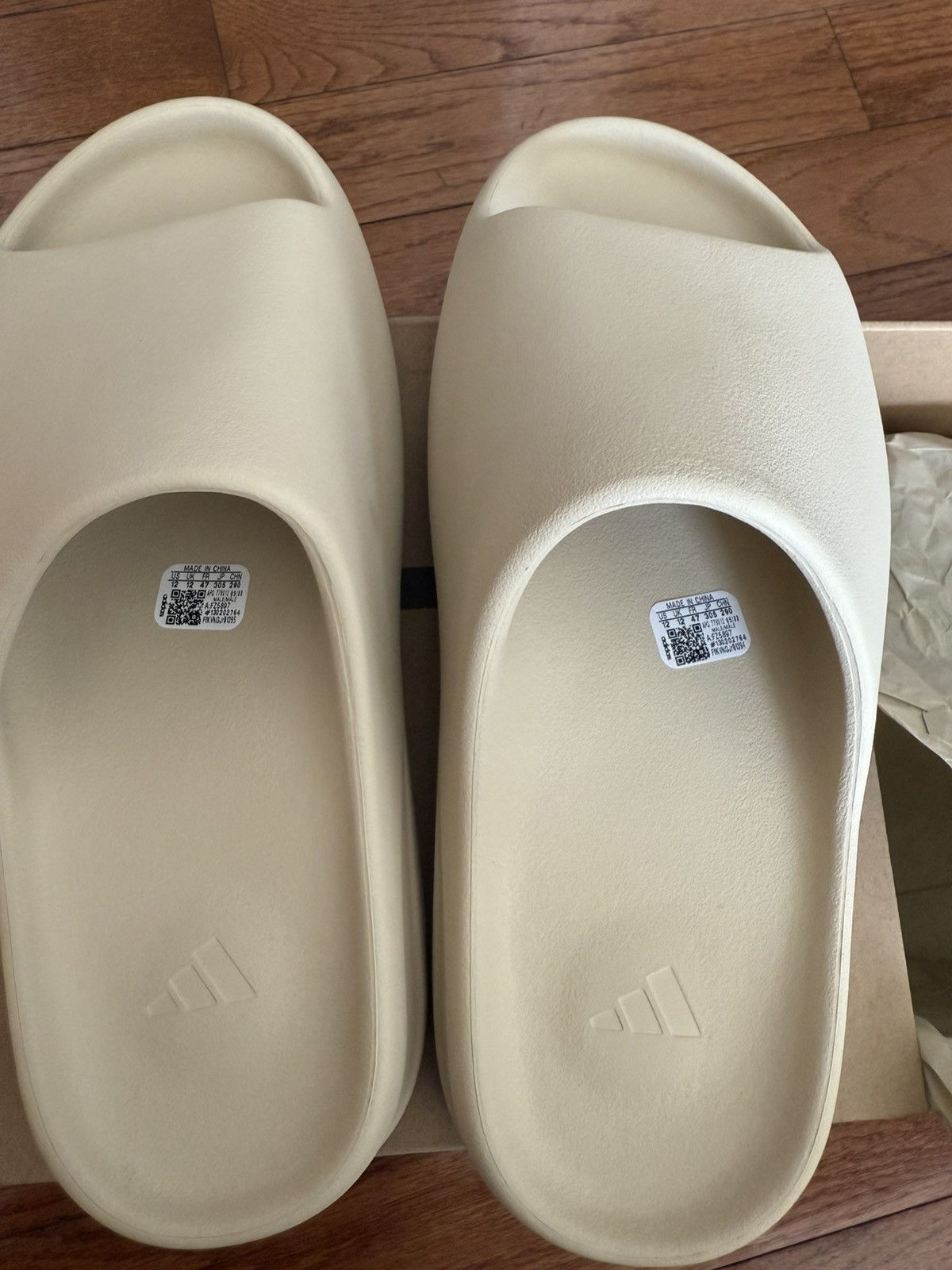 Adidas Yeezy slides FZ5897 size 12