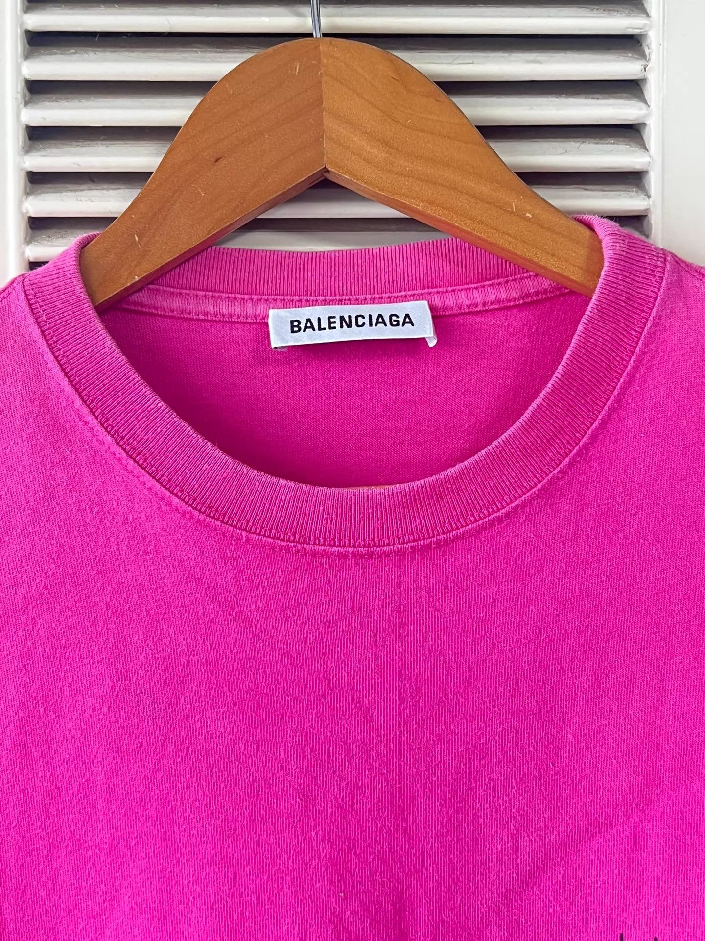 Balenciaga Balenciaga Pink Short-Sleeve T-shirt S Oversized Small Logo Size US S / EU 44-46 / 1 - 3 Thumbnail
