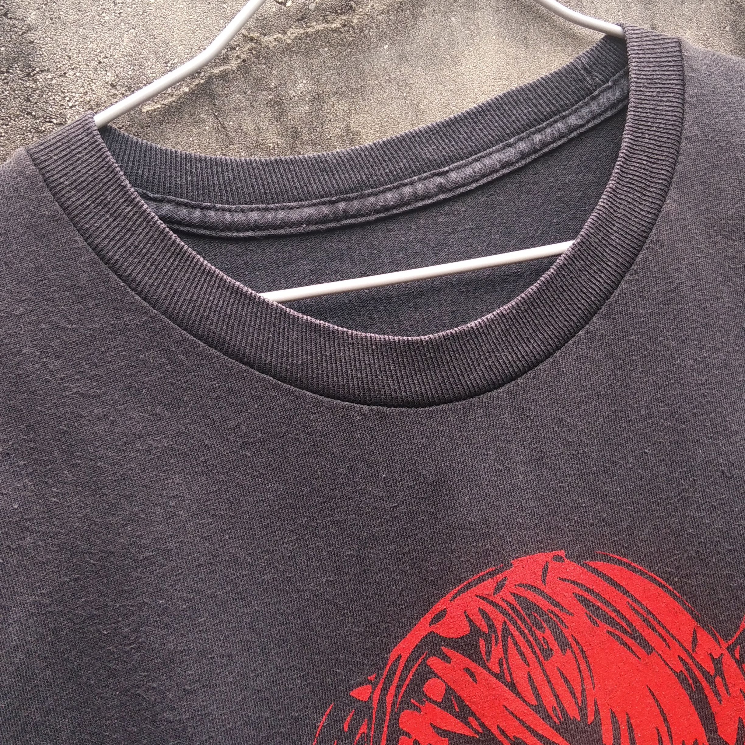 Band Tees CRYSTAL CASTLES "Red Madonna Fall Tour 2017" T-Shirt Size US M / EU 48-50 / 2 - 6 Thumbnail