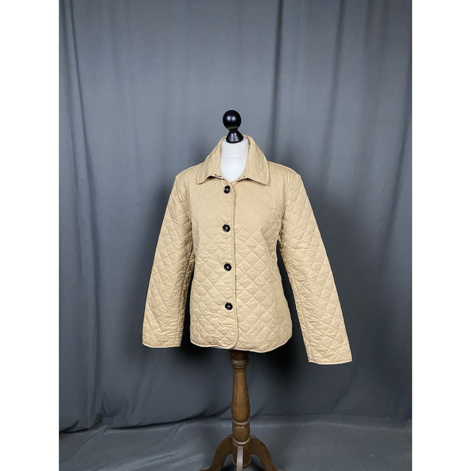 Burberry Burberry Nova Check RECENT Women's Beige Quilted Jacket Size Size 3XL / US 20-22 - 5 Thumbnail