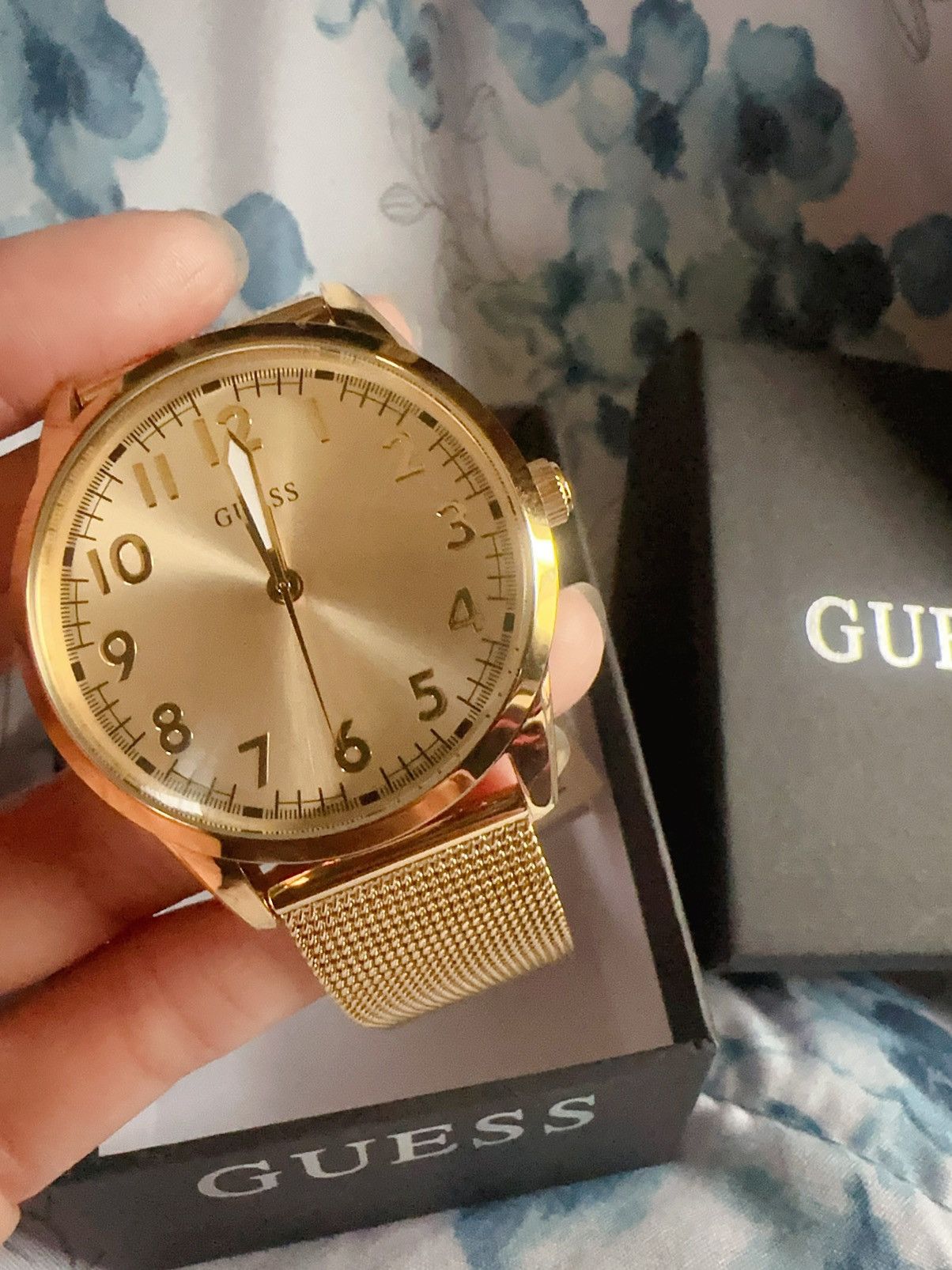 Guess Guess gold tone analog watch MESH BAND ADJUSTABLE BRACELET Size ONE SIZE - 8 Thumbnail