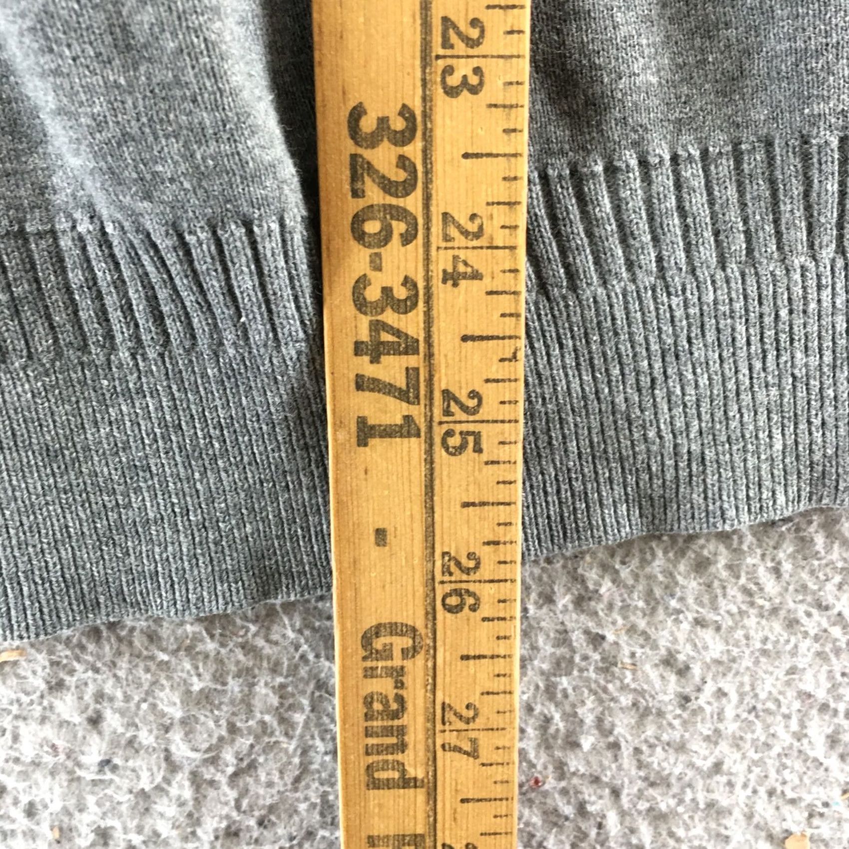 Calvin Klein Calvin Klein CK Sweater Mens Large Gray V-Neck Knit Pullover Classic Cotton Size US L / EU 52-54 / 3 - 6 Thumbnail