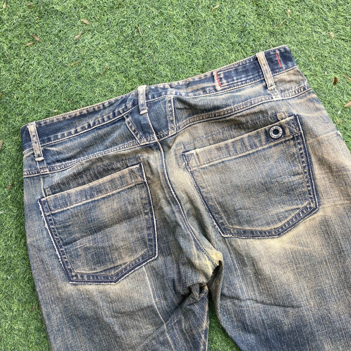 Marithe + Francois Girbaud LE JEAN DE MARITHE FRANCOIS GIRBAUD DISTRESSED JEANS Size US 36 / EU 52 - 12 Thumbnail