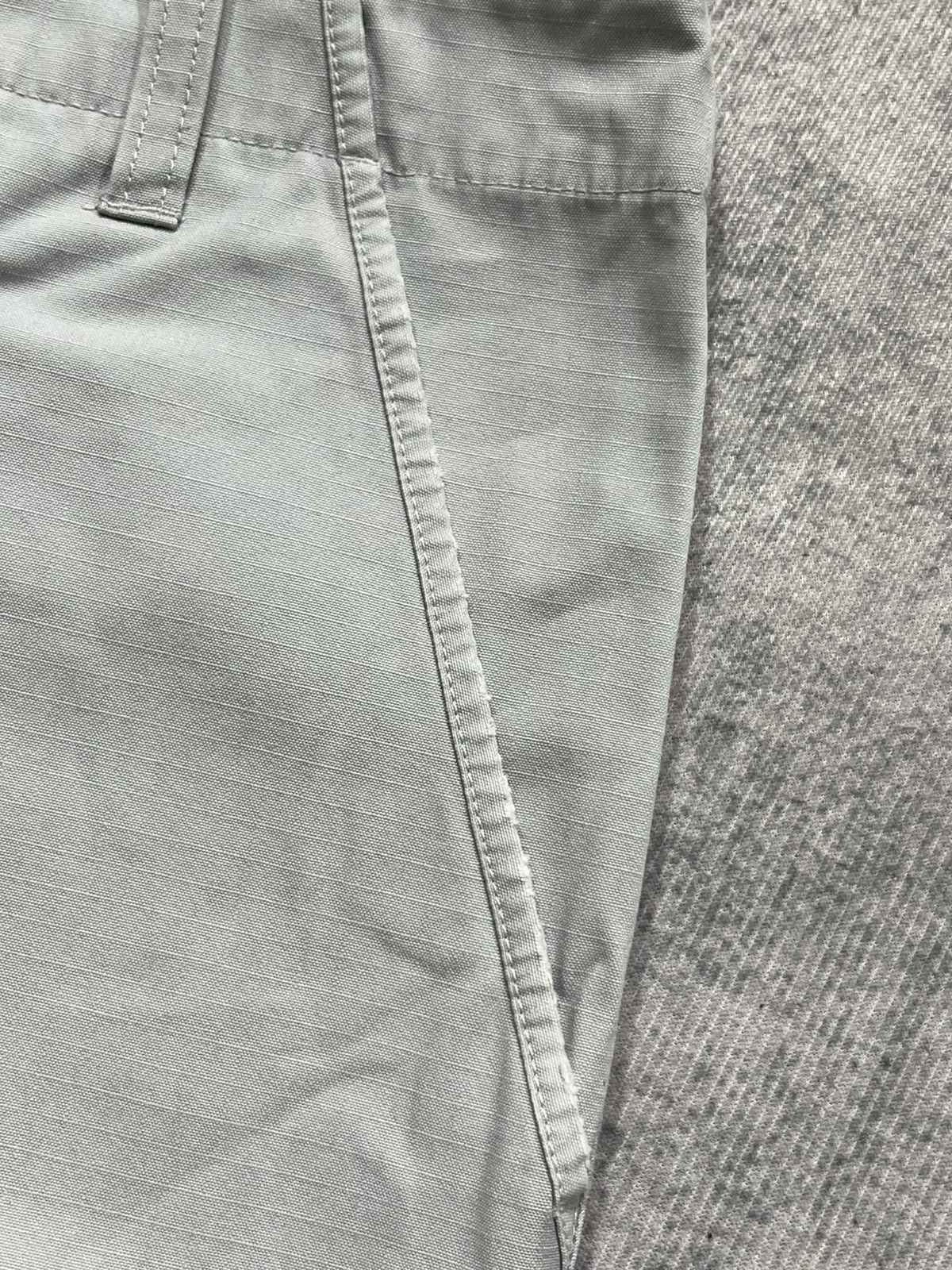 Armani Exchange × Vintage Armani Exchange Vintage ripstop shorts light grey Size US 32 / EU 48 - 5 Thumbnail