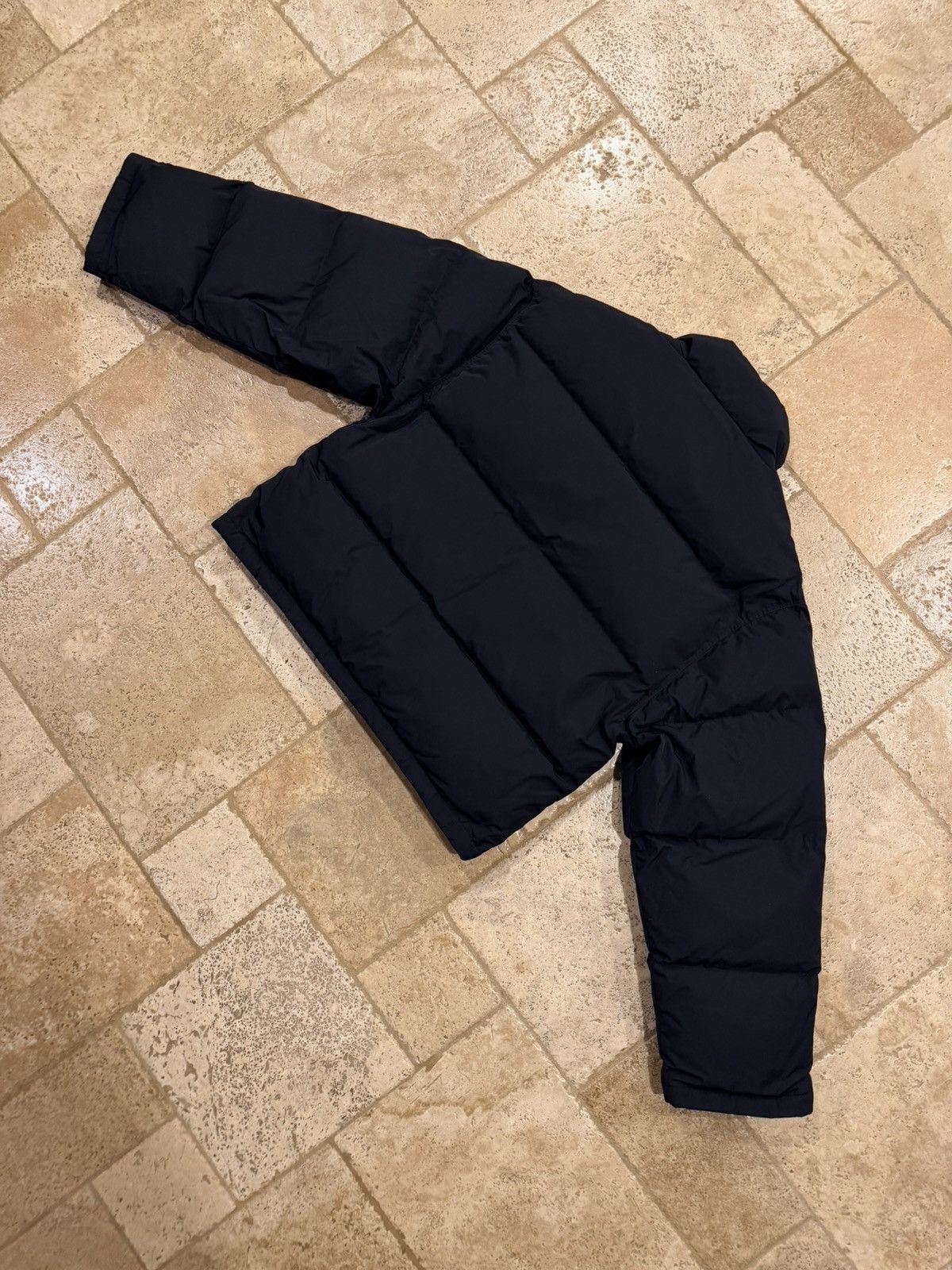 Balenciaga Balenciaga FW24 Runway Pin Reversible Down Puffer Jacket Size US S / EU 44-46 / 1 - 9 Thumbnail