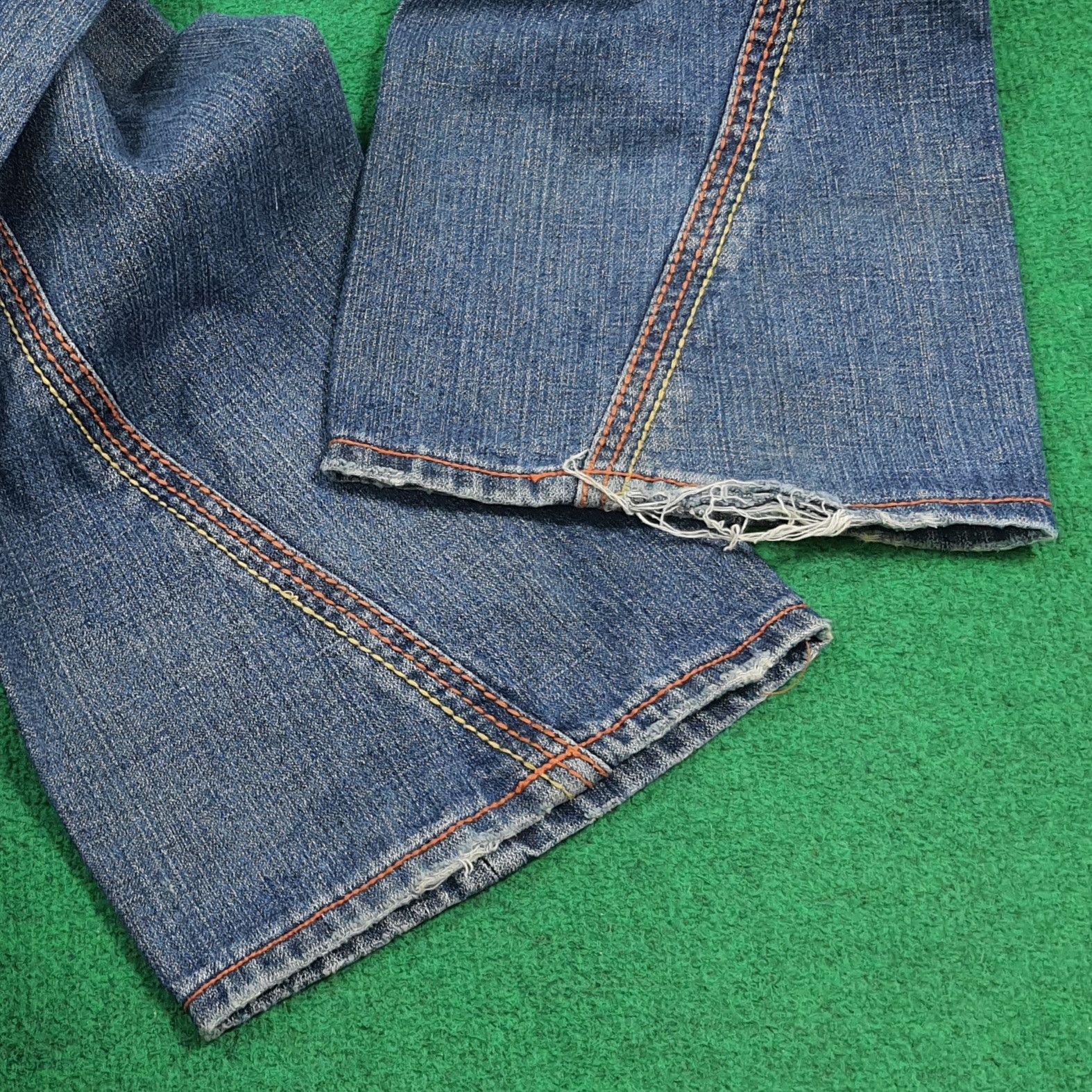 True Religion Vintage True Religion Joey Big T Flare Jeans C297N23 Size US 31 - 6 Thumbnail